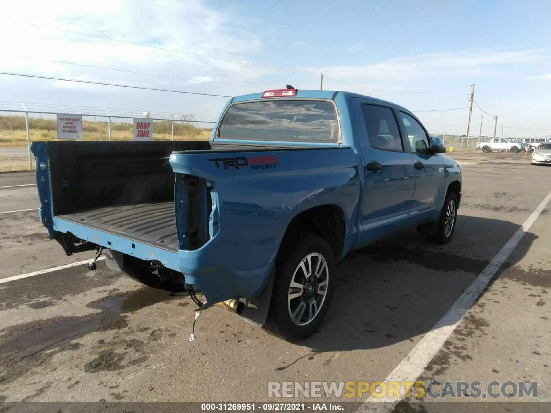 4 Фотография поврежденного автомобиля 5TFDY5F15MX015825 TOYOTA TUNDRA 4WD 2021