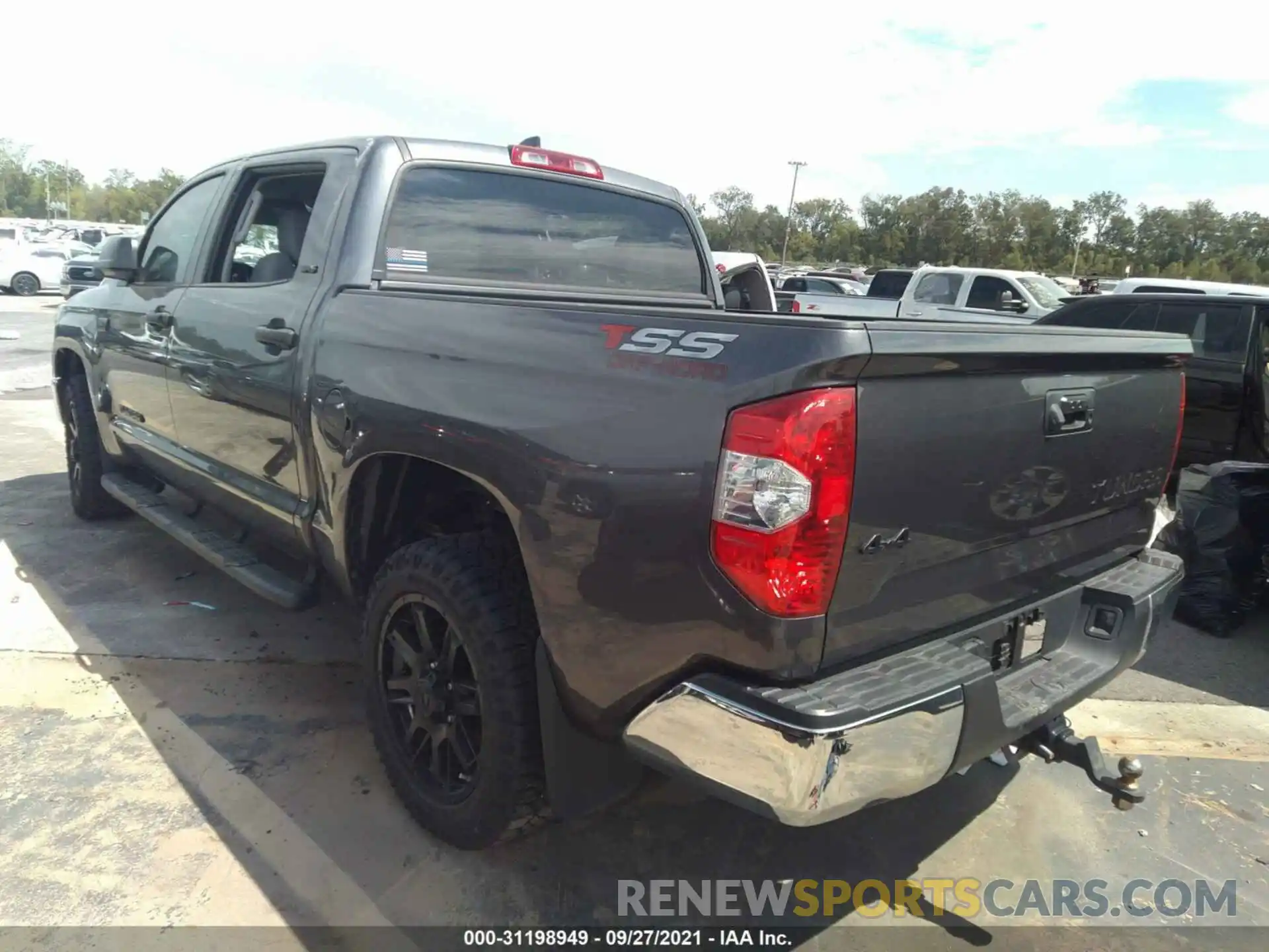 3 Photograph of a damaged car 5TFDY5F16MX956412 TOYOTA TUNDRA 4WD 2021