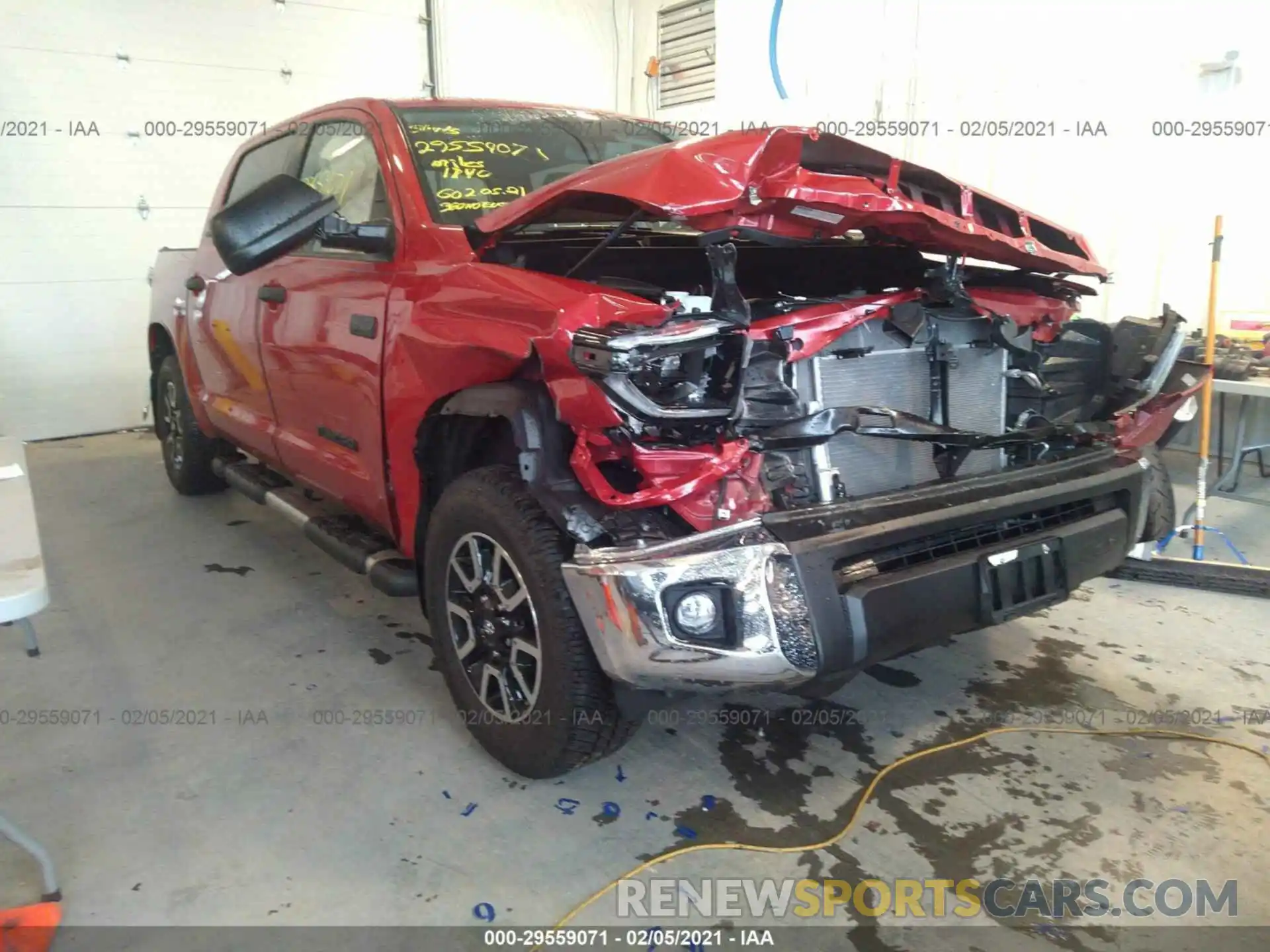 1 Photograph of a damaged car 5TFDY5F16MX981276 TOYOTA TUNDRA 4WD 2021