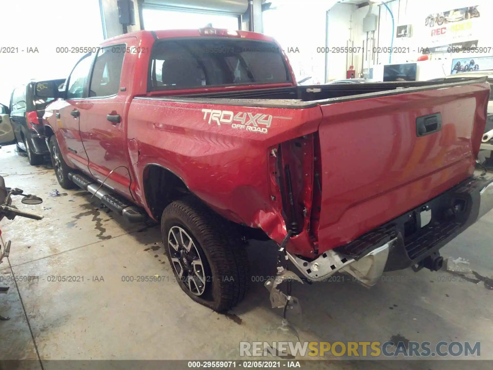 3 Photograph of a damaged car 5TFDY5F16MX981276 TOYOTA TUNDRA 4WD 2021