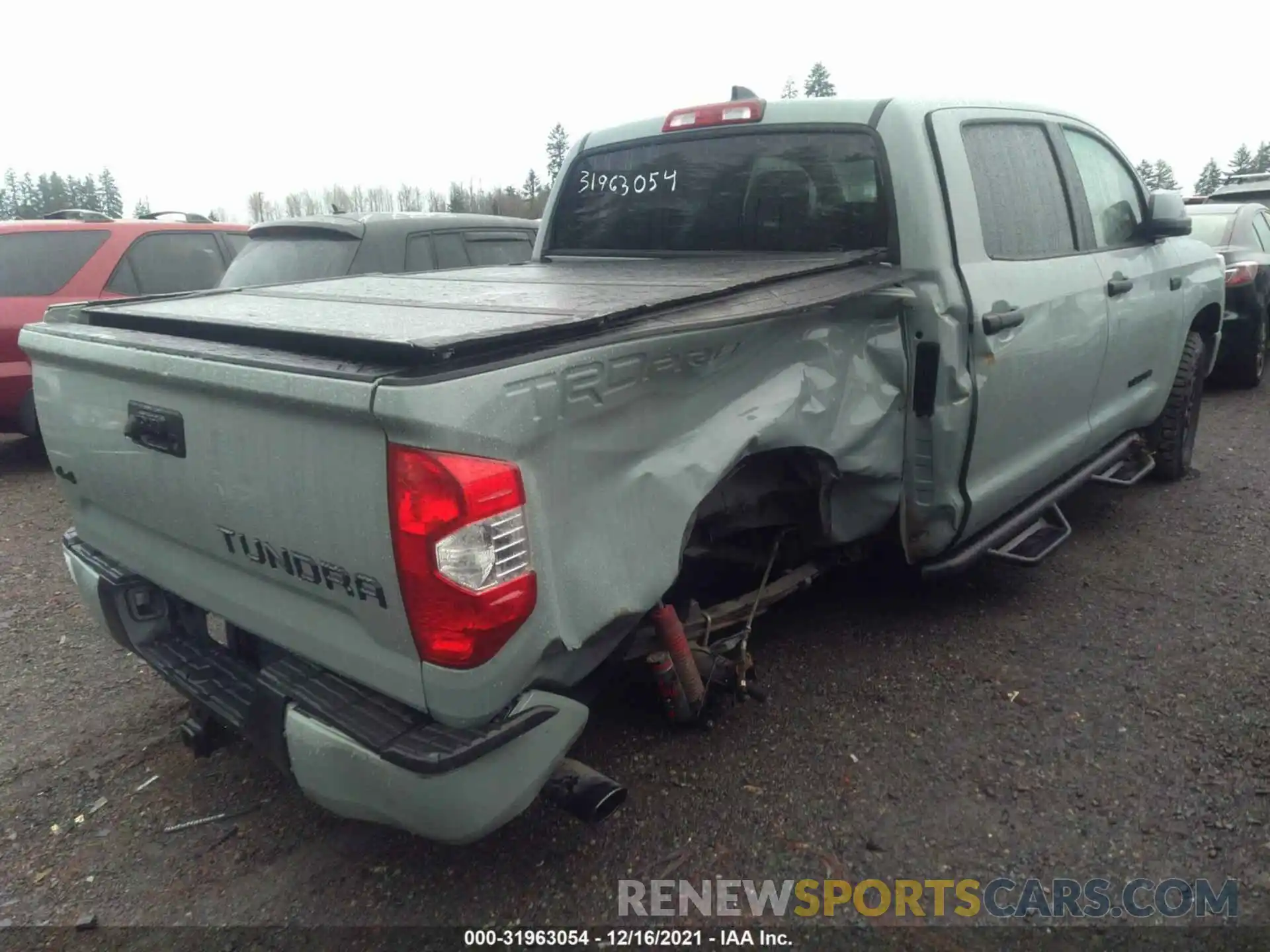 4 Photograph of a damaged car 5TFDY5F16MX982881 TOYOTA TUNDRA 4WD 2021