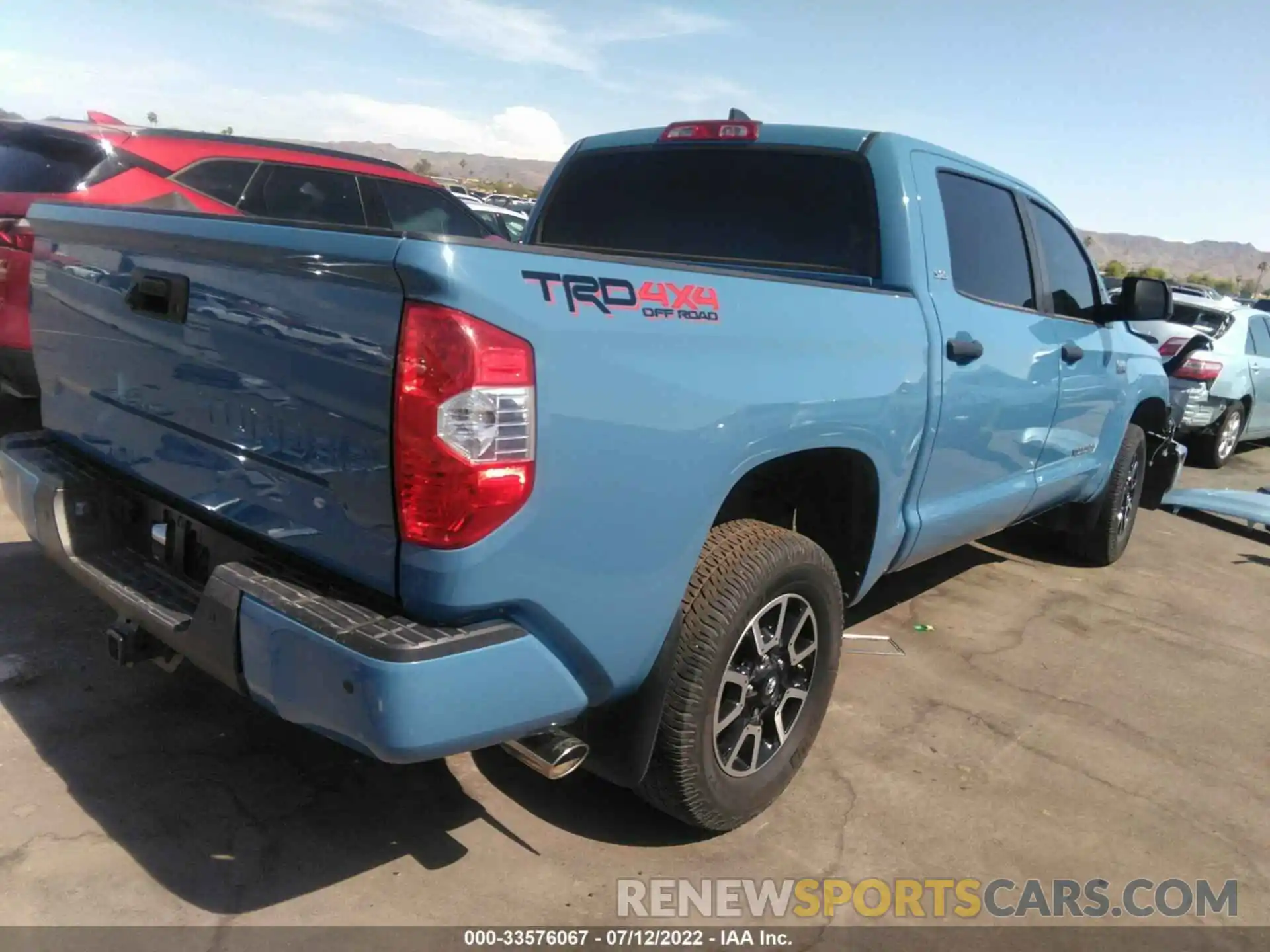 4 Photograph of a damaged car 5TFDY5F16MX994819 TOYOTA TUNDRA 4WD 2021