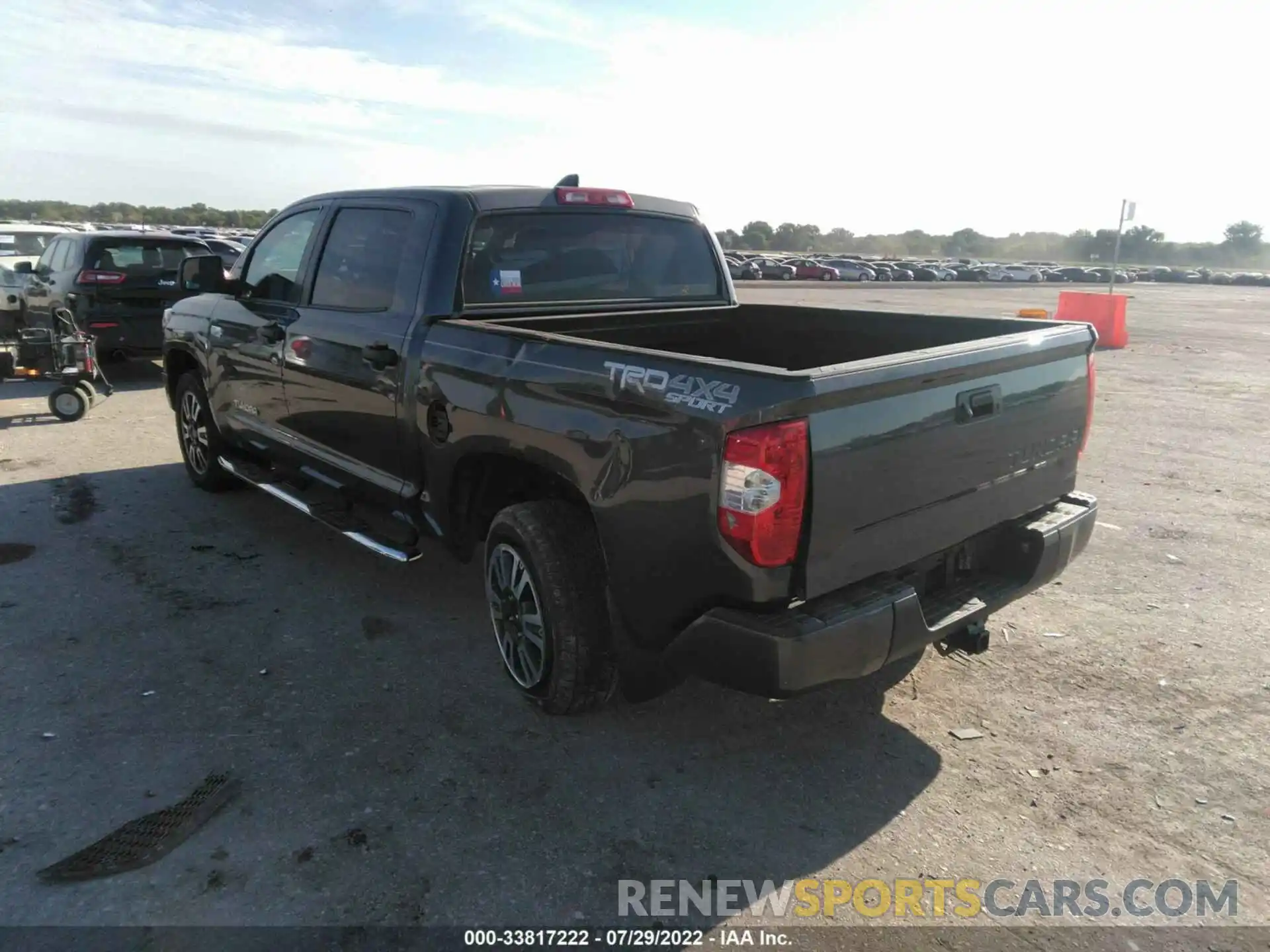 3 Photograph of a damaged car 5TFDY5F17MX973333 TOYOTA TUNDRA 4WD 2021