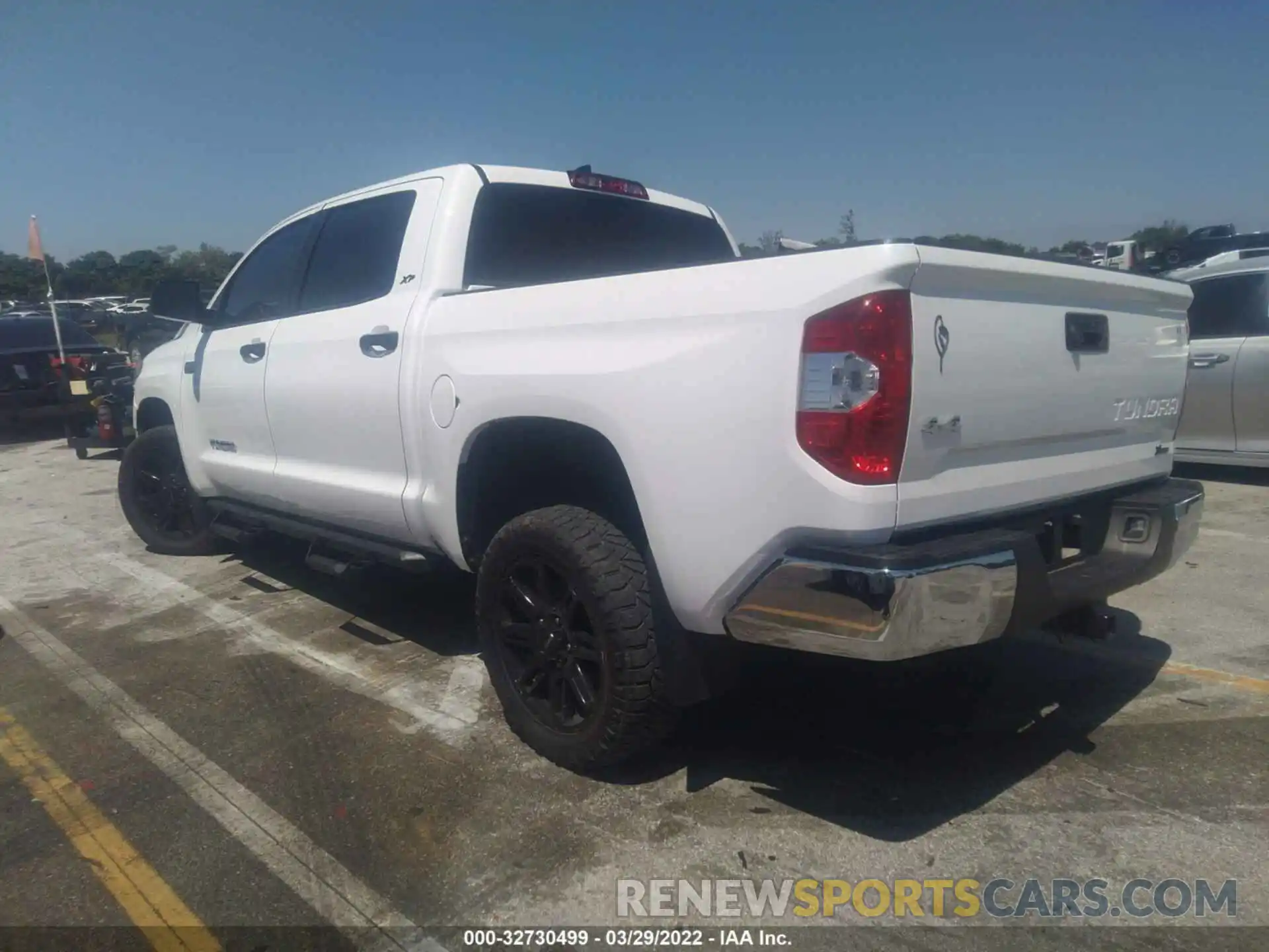 3 Photograph of a damaged car 5TFDY5F18MX998726 TOYOTA TUNDRA 4WD 2021