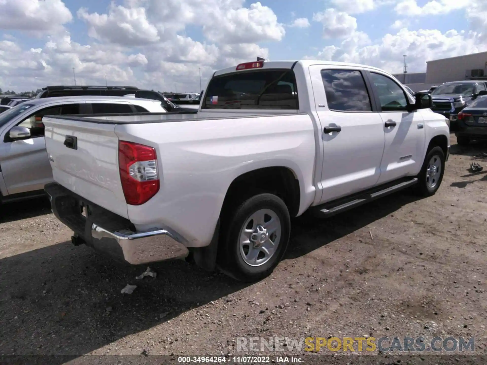 4 Photograph of a damaged car 5TFDY5F19MX018968 TOYOTA TUNDRA 4WD 2021