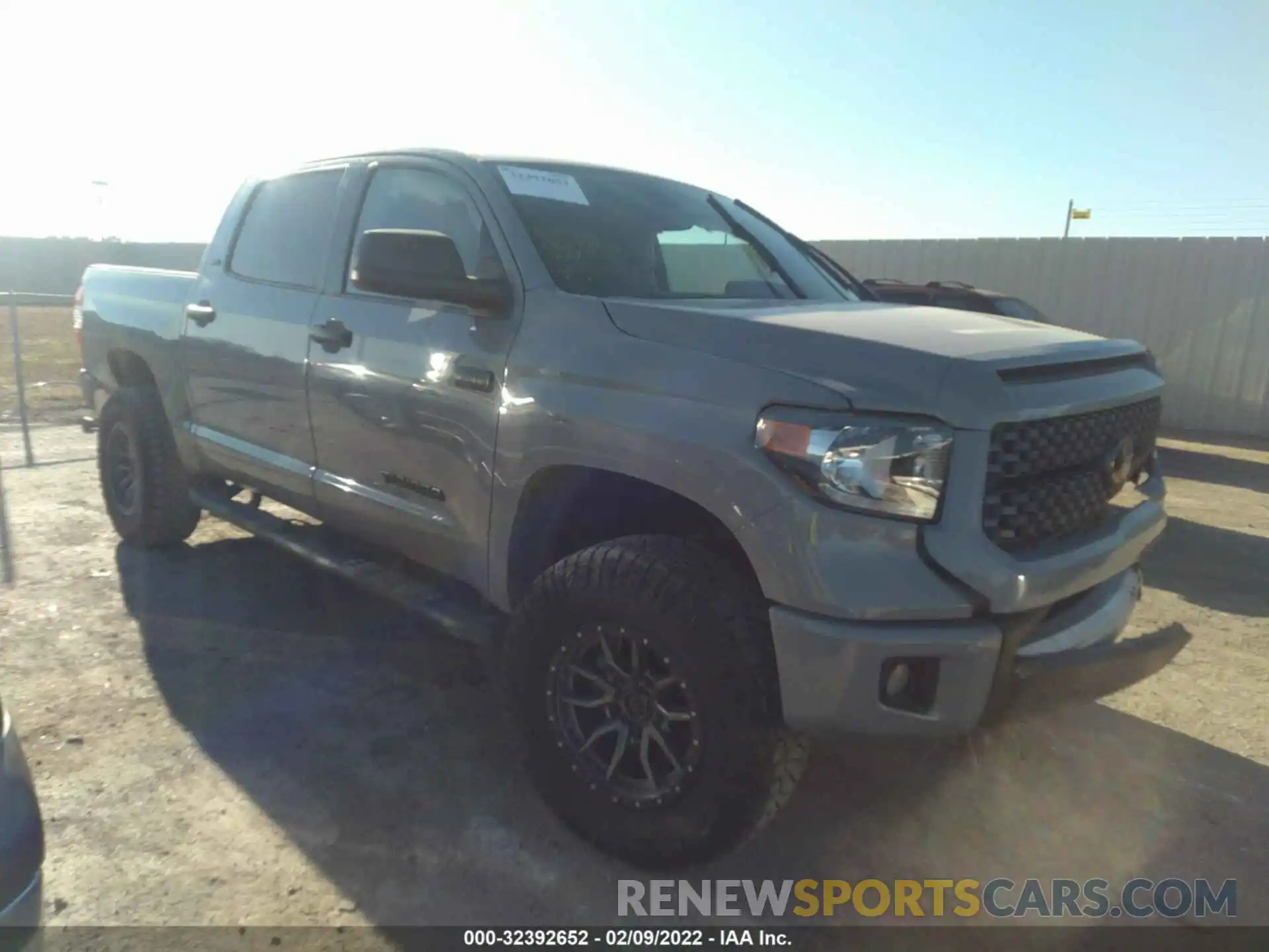 1 Photograph of a damaged car 5TFDY5F19MX959465 TOYOTA TUNDRA 4WD 2021