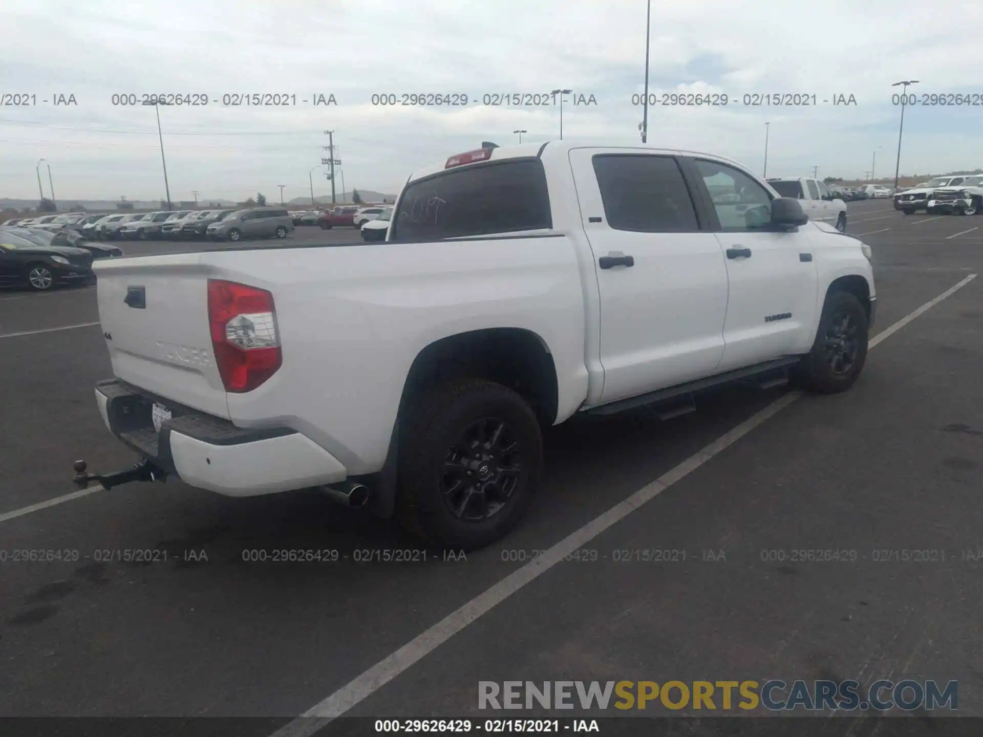 4 Photograph of a damaged car 5TFDY5F1XMX967638 TOYOTA TUNDRA 4WD 2021