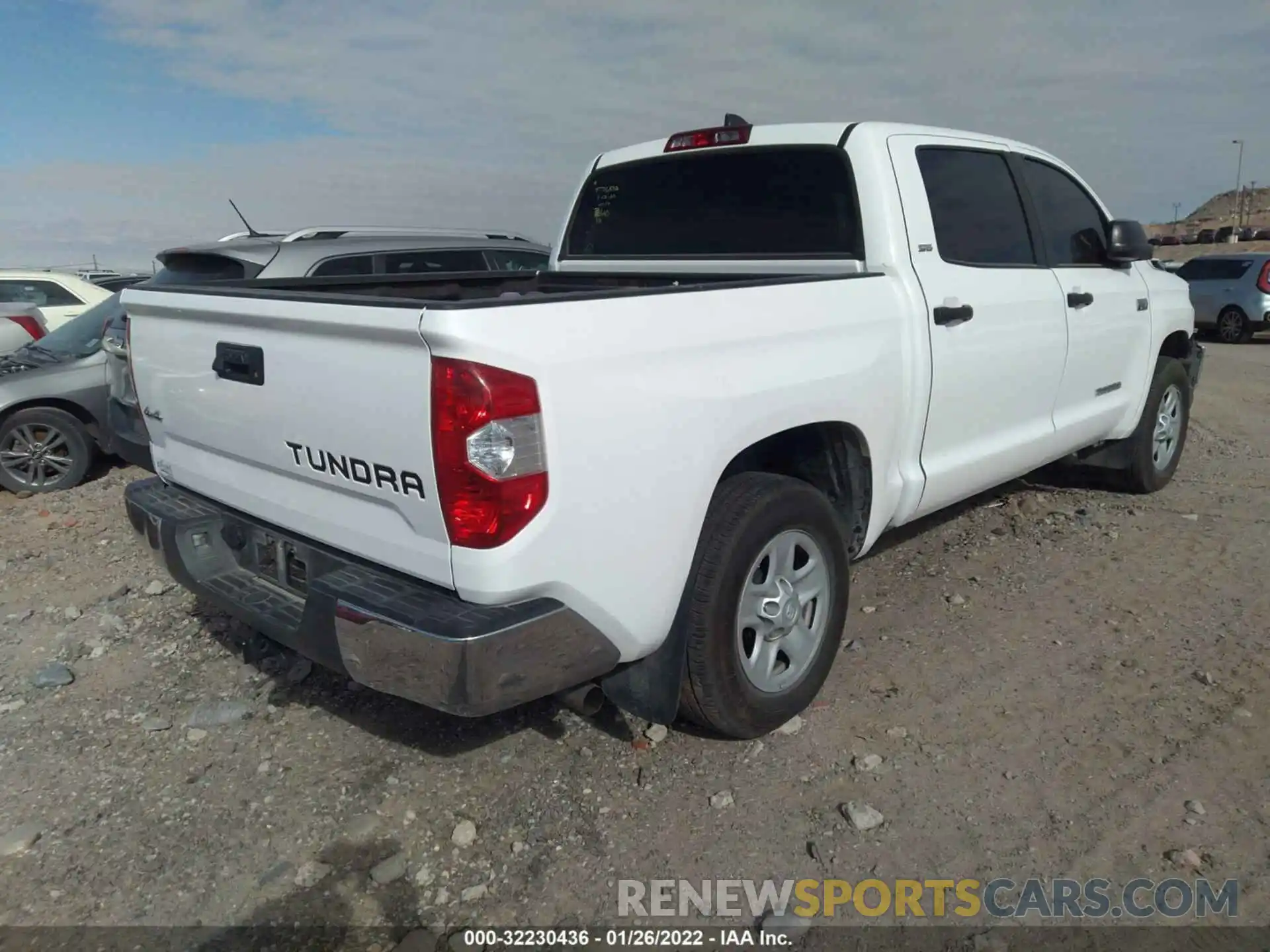 4 Photograph of a damaged car 5TFDY5F1XMX989669 TOYOTA TUNDRA 4WD 2021