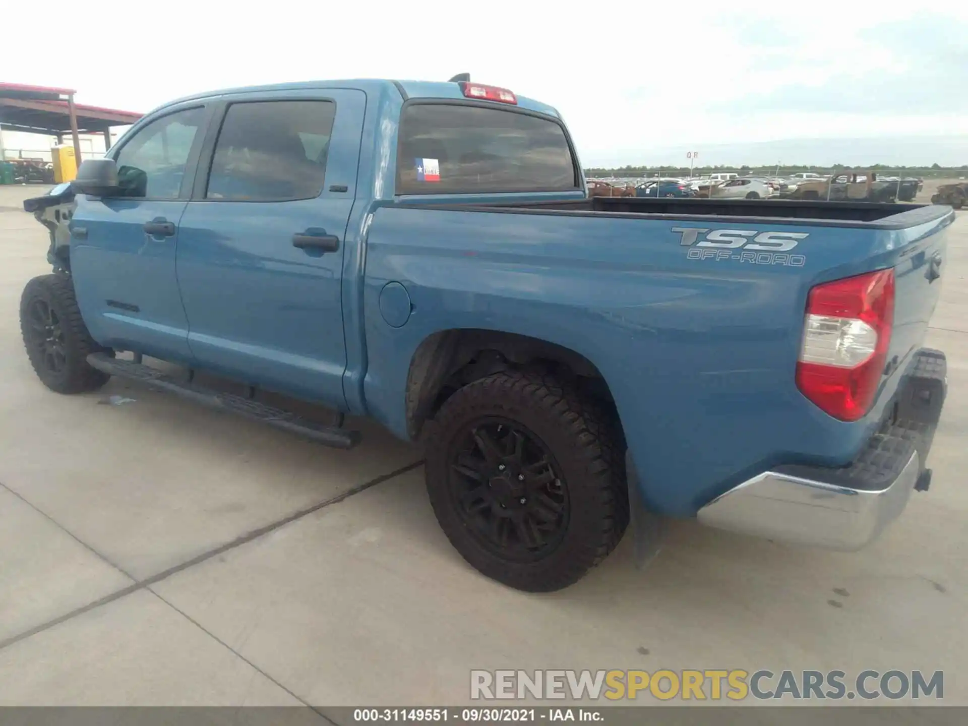 3 Photograph of a damaged car 5TFDY5F1XMX990952 TOYOTA TUNDRA 4WD 2021