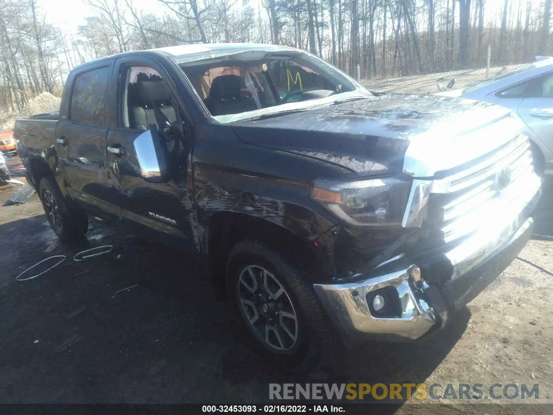 1 Photograph of a damaged car 5TFHY5F10MX020061 TOYOTA TUNDRA 4WD 2021