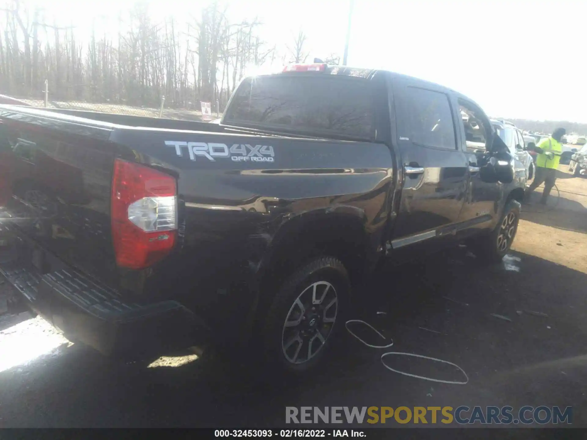 4 Фотография поврежденного автомобиля 5TFHY5F10MX020061 TOYOTA TUNDRA 4WD 2021