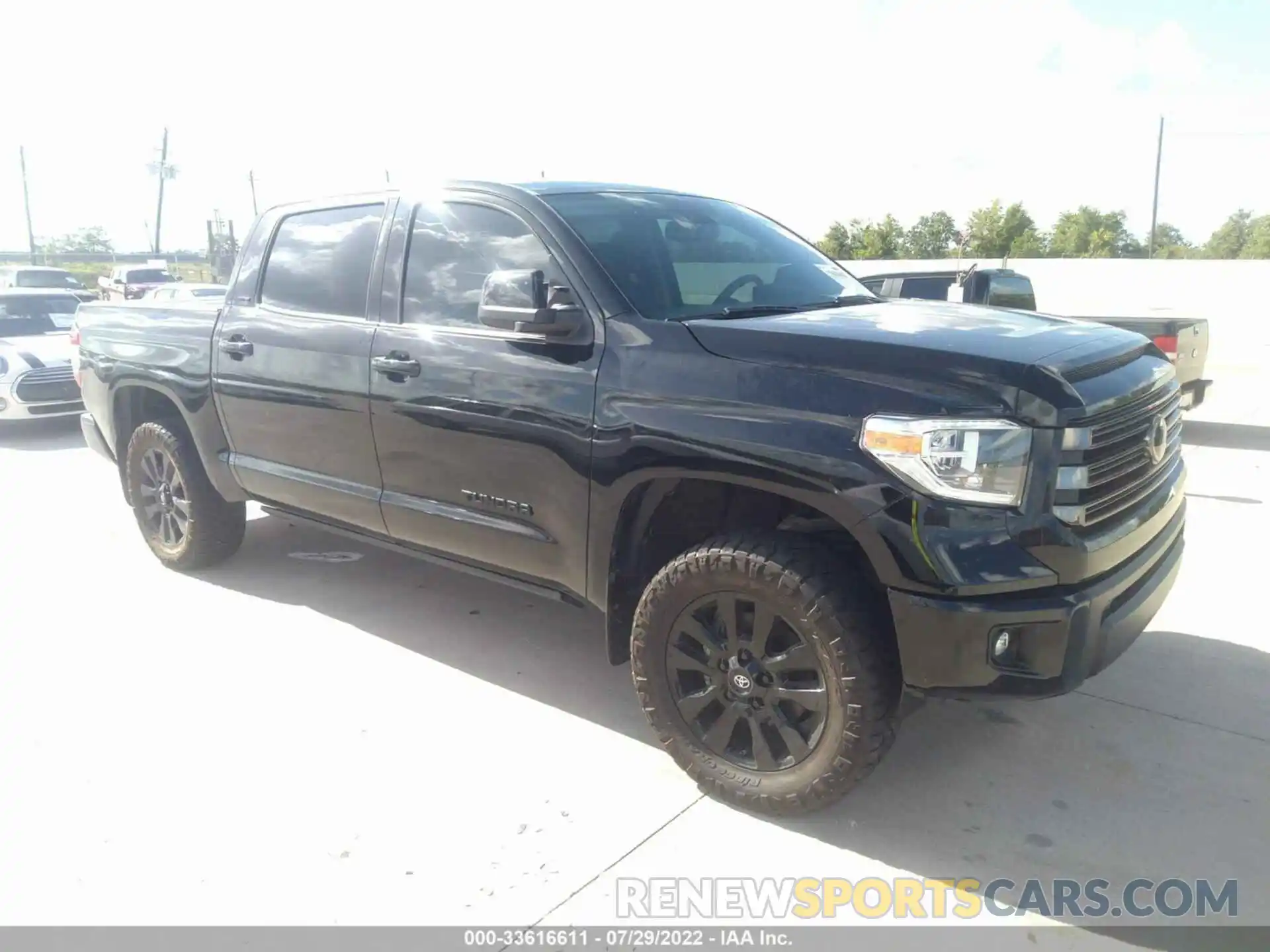 1 Photograph of a damaged car 5TFHY5F10MX977273 TOYOTA TUNDRA 4WD 2021