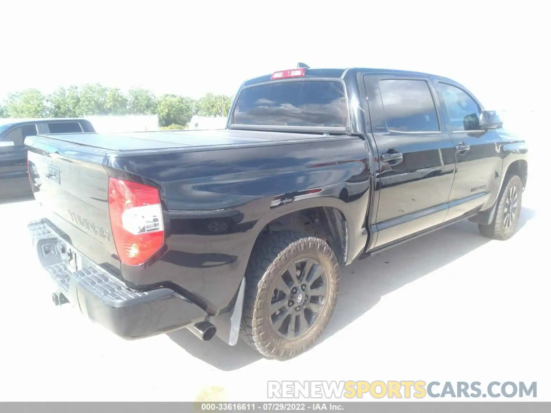 4 Photograph of a damaged car 5TFHY5F10MX977273 TOYOTA TUNDRA 4WD 2021