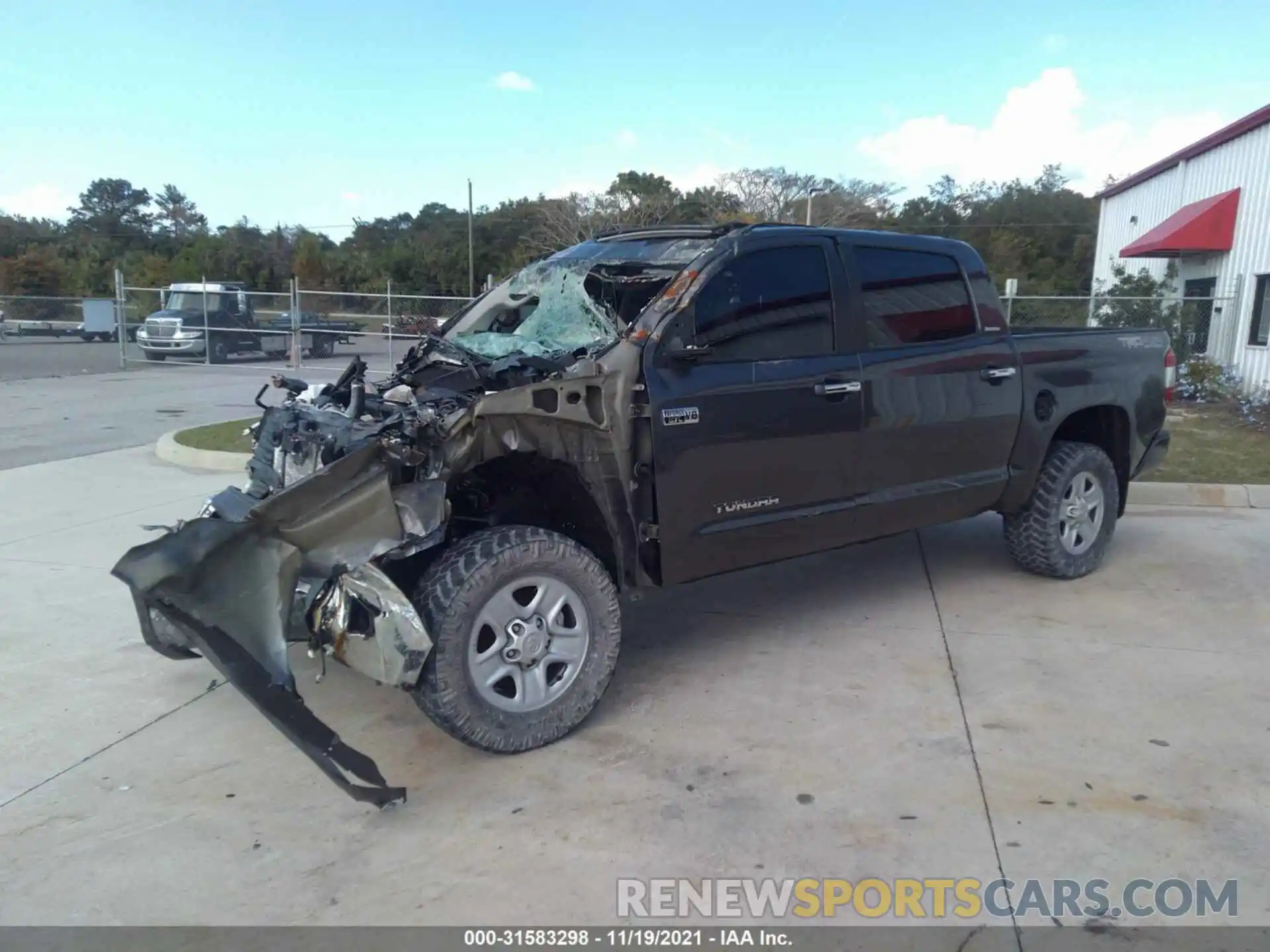 2 Photograph of a damaged car 5TFHY5F11MX016651 TOYOTA TUNDRA 4WD 2021