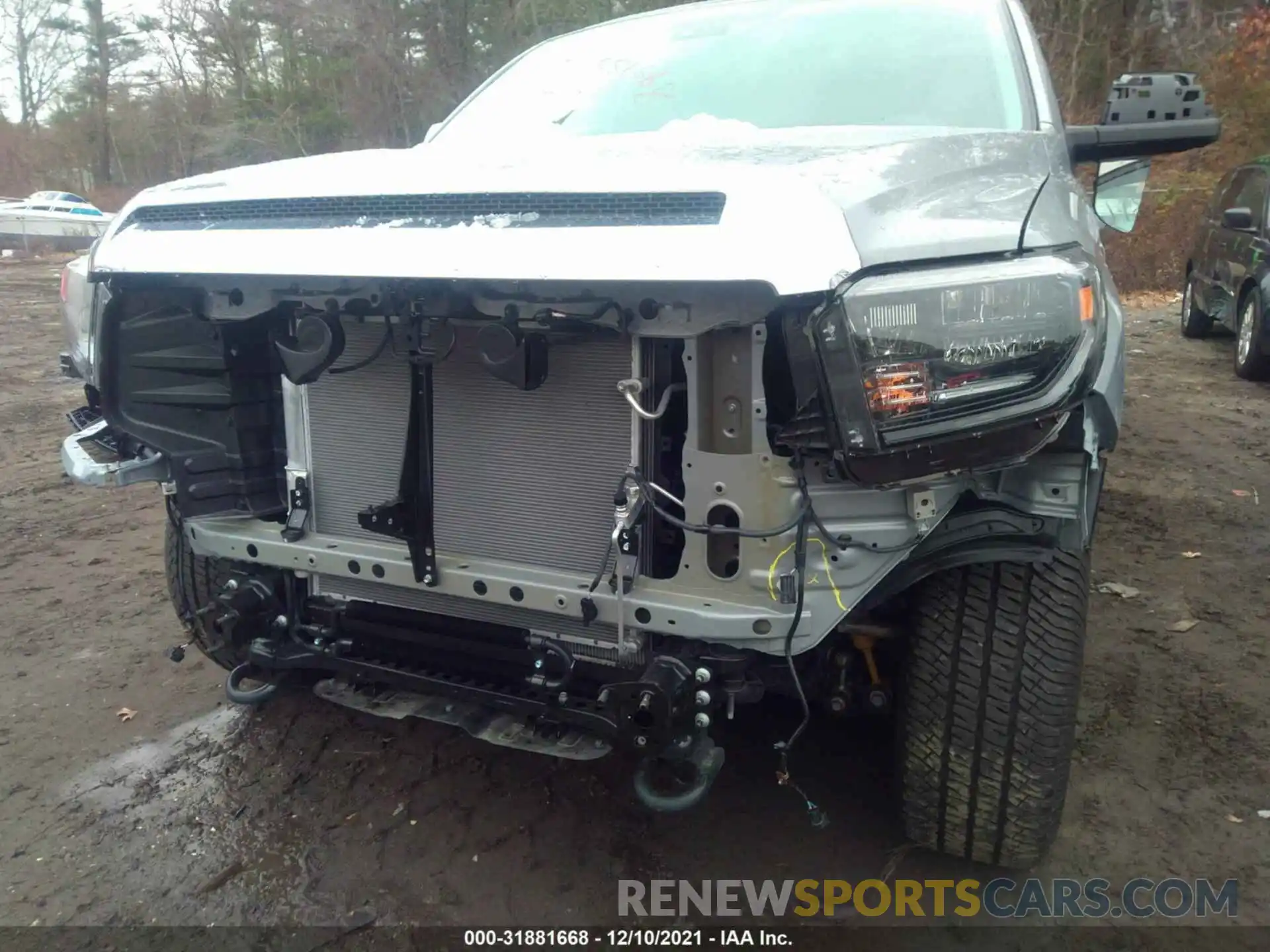 6 Photograph of a damaged car 5TFHY5F14MX008995 TOYOTA TUNDRA 4WD 2021