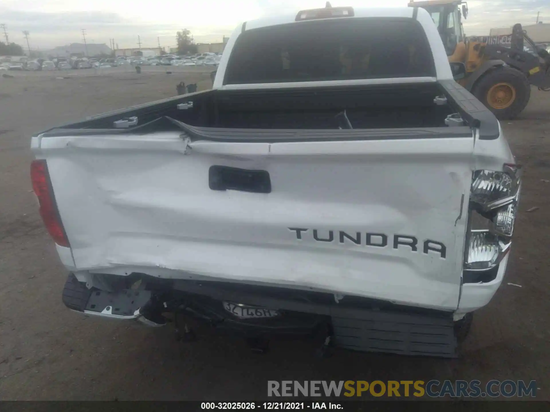 6 Photograph of a damaged car 5TFHY5F15MX031217 TOYOTA TUNDRA 4WD 2021