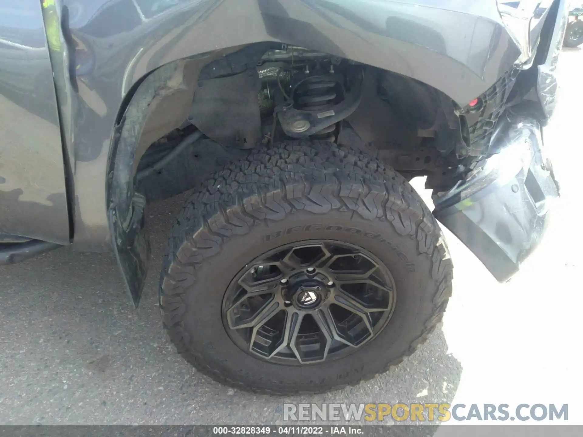 15 Photograph of a damaged car 5TFHY5F15MX970626 TOYOTA TUNDRA 4WD 2021