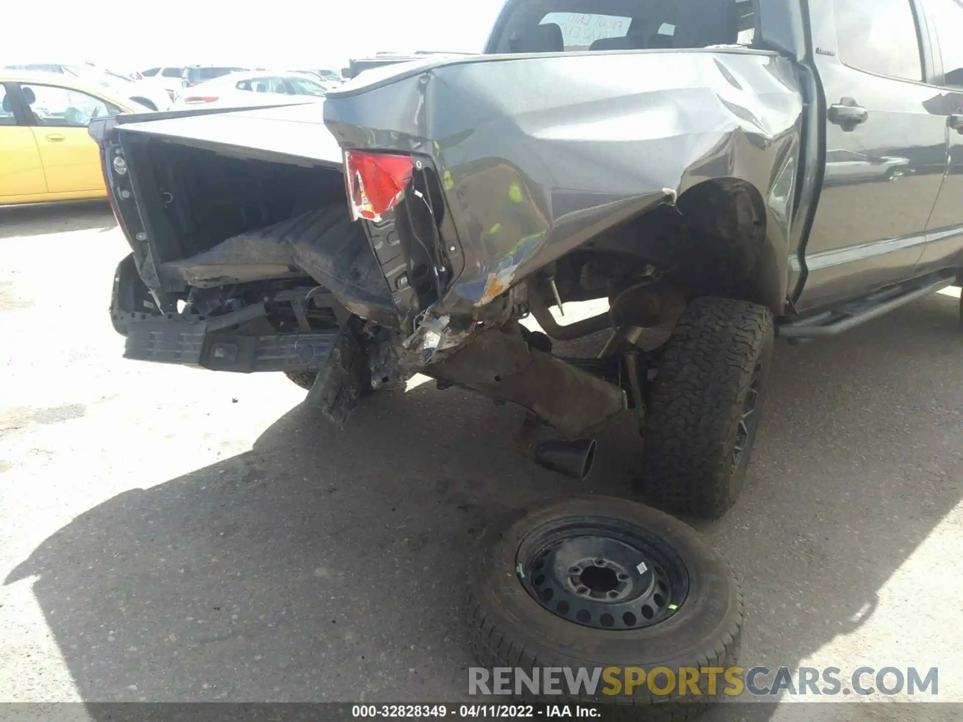 6 Photograph of a damaged car 5TFHY5F15MX970626 TOYOTA TUNDRA 4WD 2021