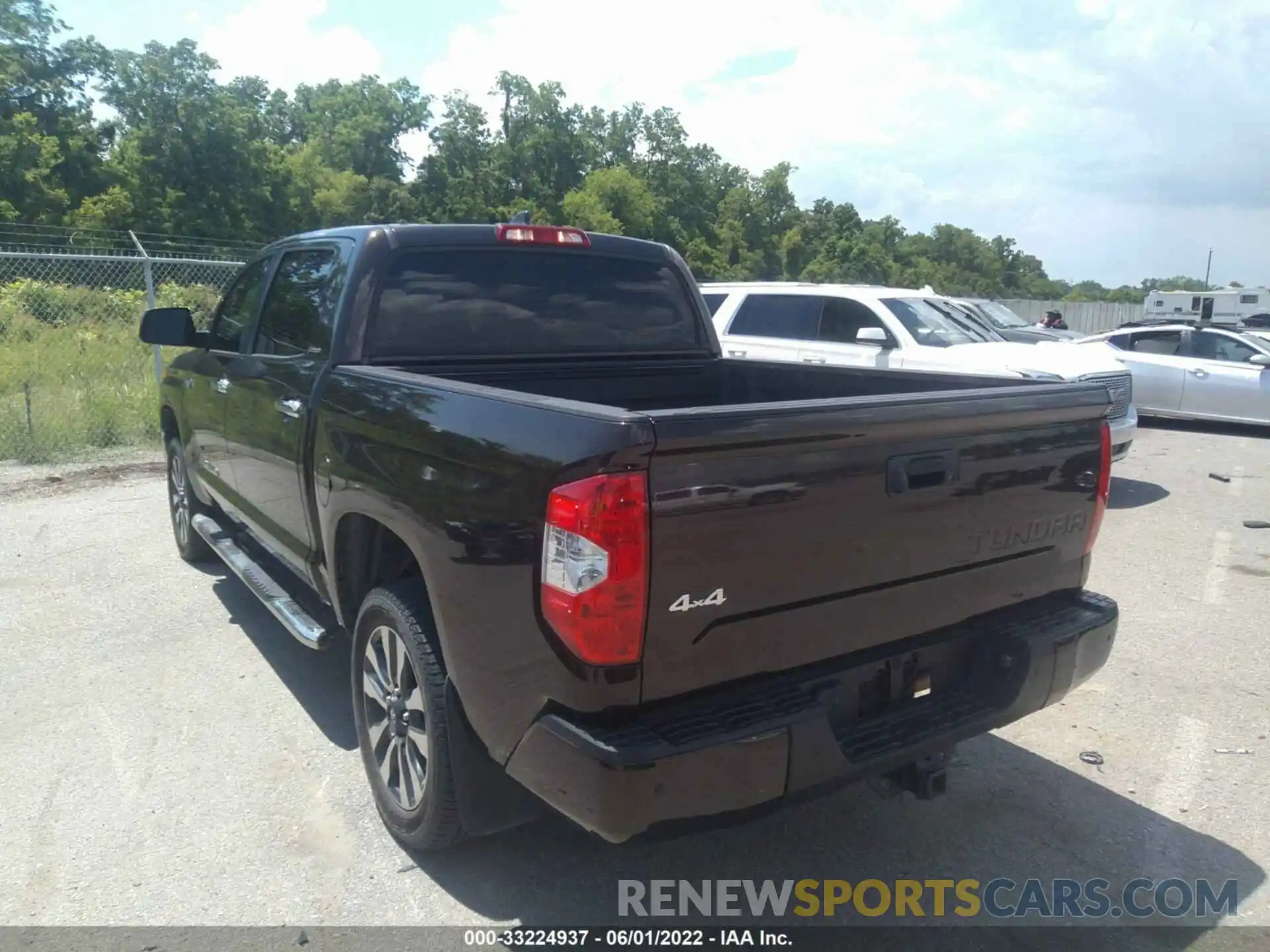 3 Photograph of a damaged car 5TFHY5F16MX989816 TOYOTA TUNDRA 4WD 2021