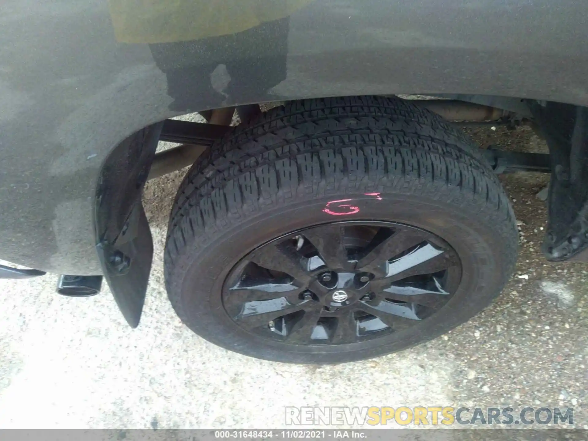 15 Photograph of a damaged car 5TFHY5F1XMX987745 TOYOTA TUNDRA 4WD 2021