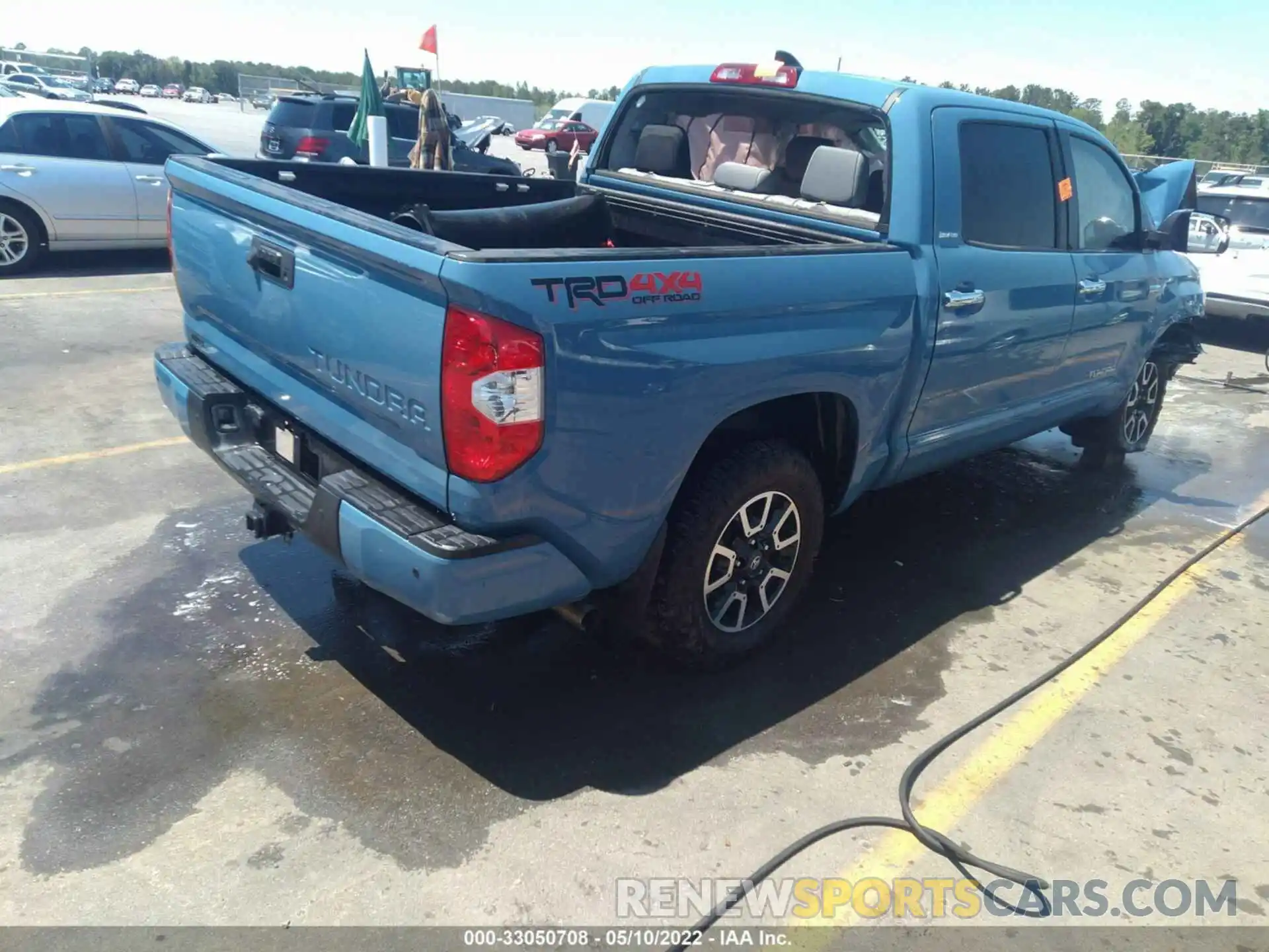 4 Photograph of a damaged car 5TFHY5F1XMX991911 TOYOTA TUNDRA 4WD 2021