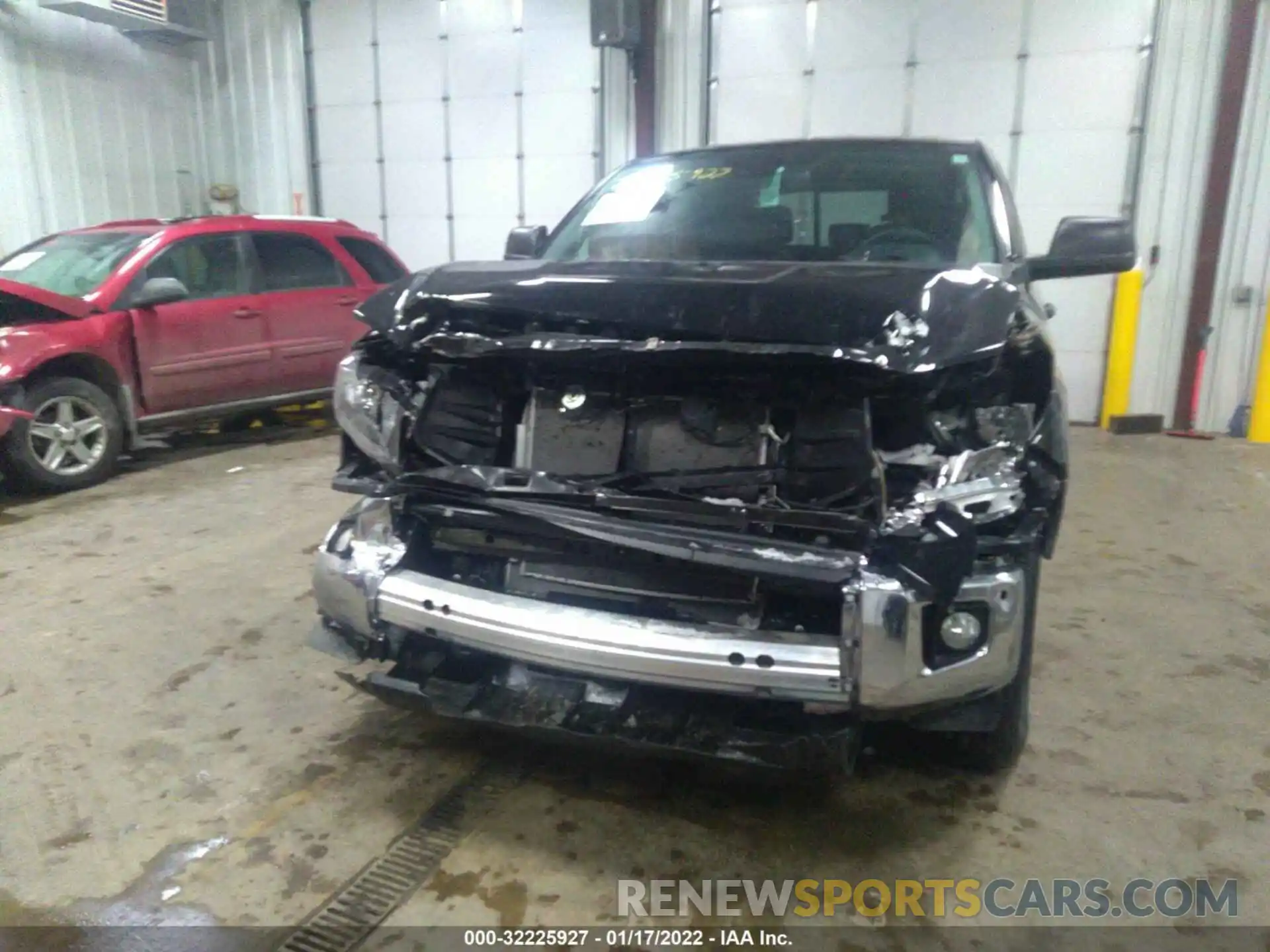 6 Photograph of a damaged car 5TFUY5F13MX004161 TOYOTA TUNDRA 4WD 2021