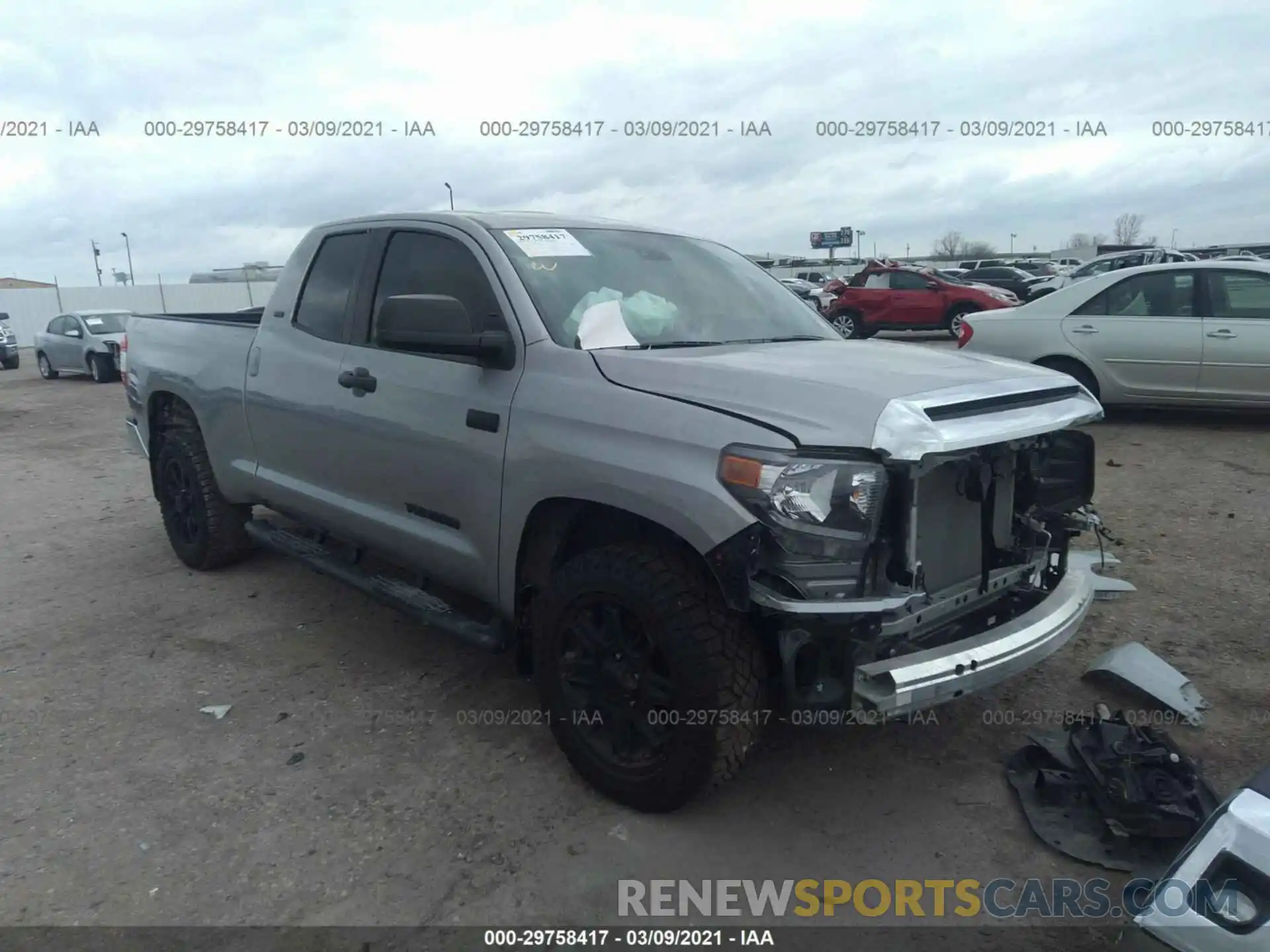 1 Photograph of a damaged car 5TFUY5F14MX957316 TOYOTA TUNDRA 4WD 2021