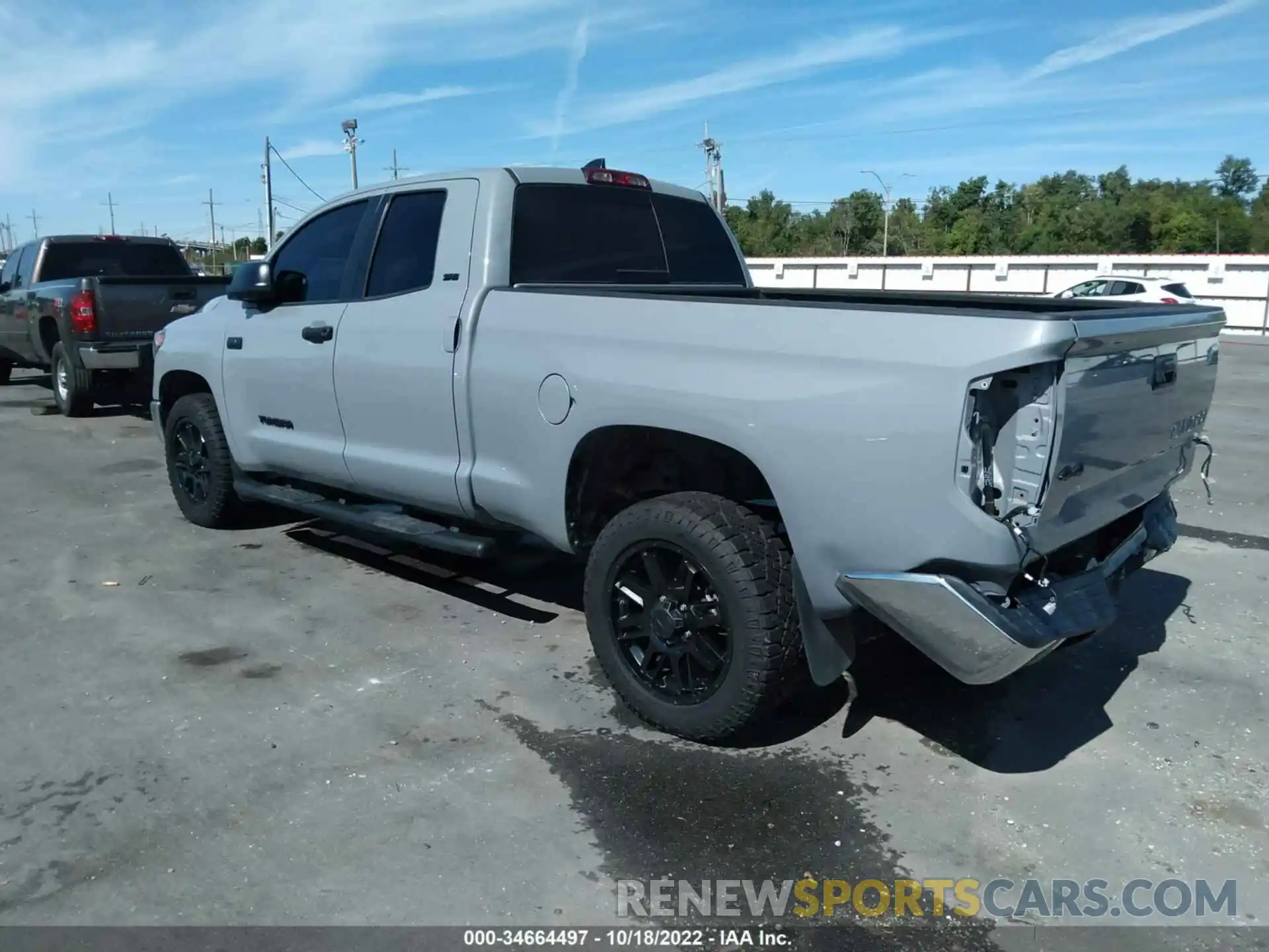 3 Photograph of a damaged car 5TFUY5F15MX976327 TOYOTA TUNDRA 4WD 2021