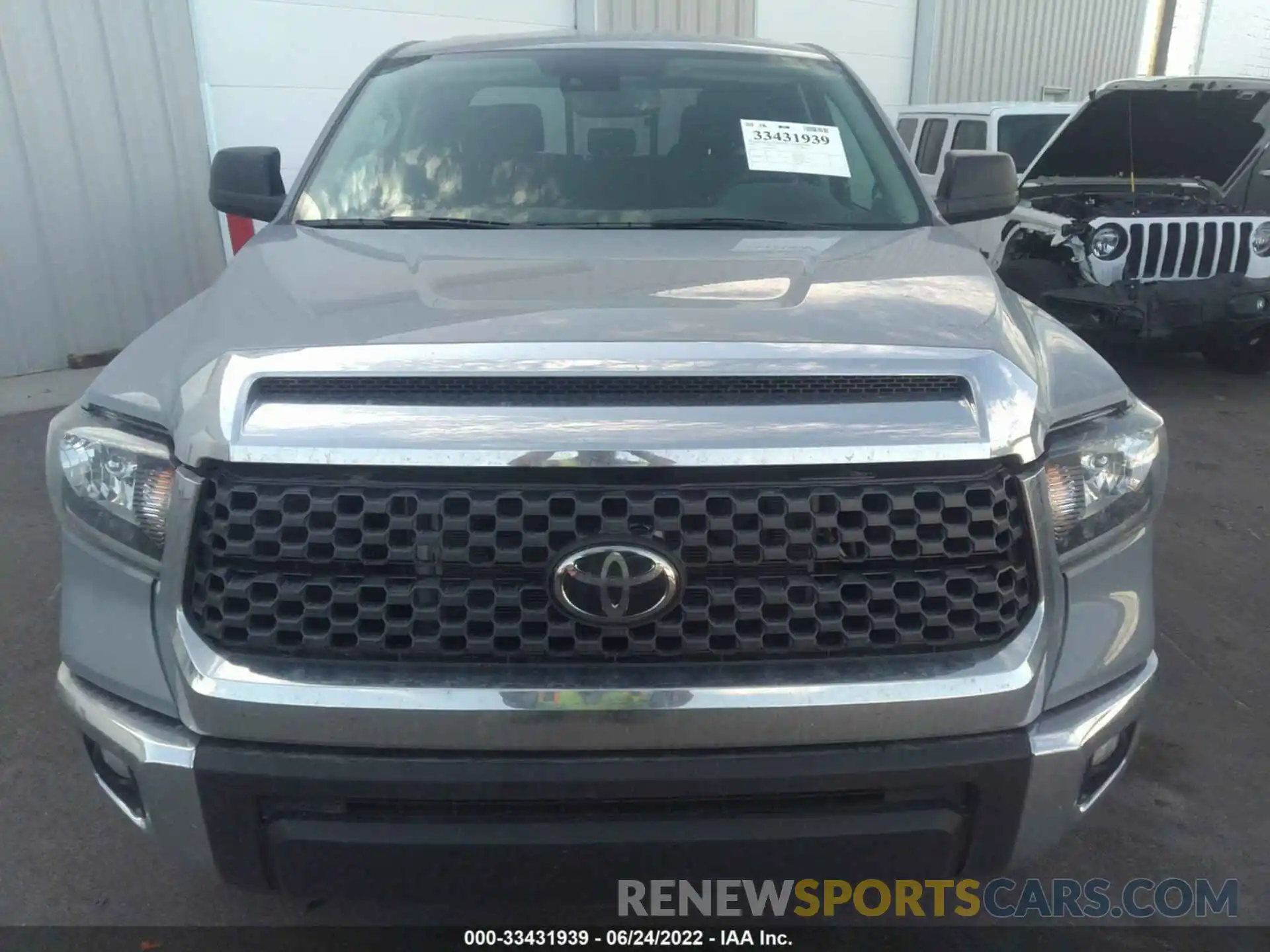 6 Photograph of a damaged car 5TFUY5F18MX028343 TOYOTA TUNDRA 4WD 2021