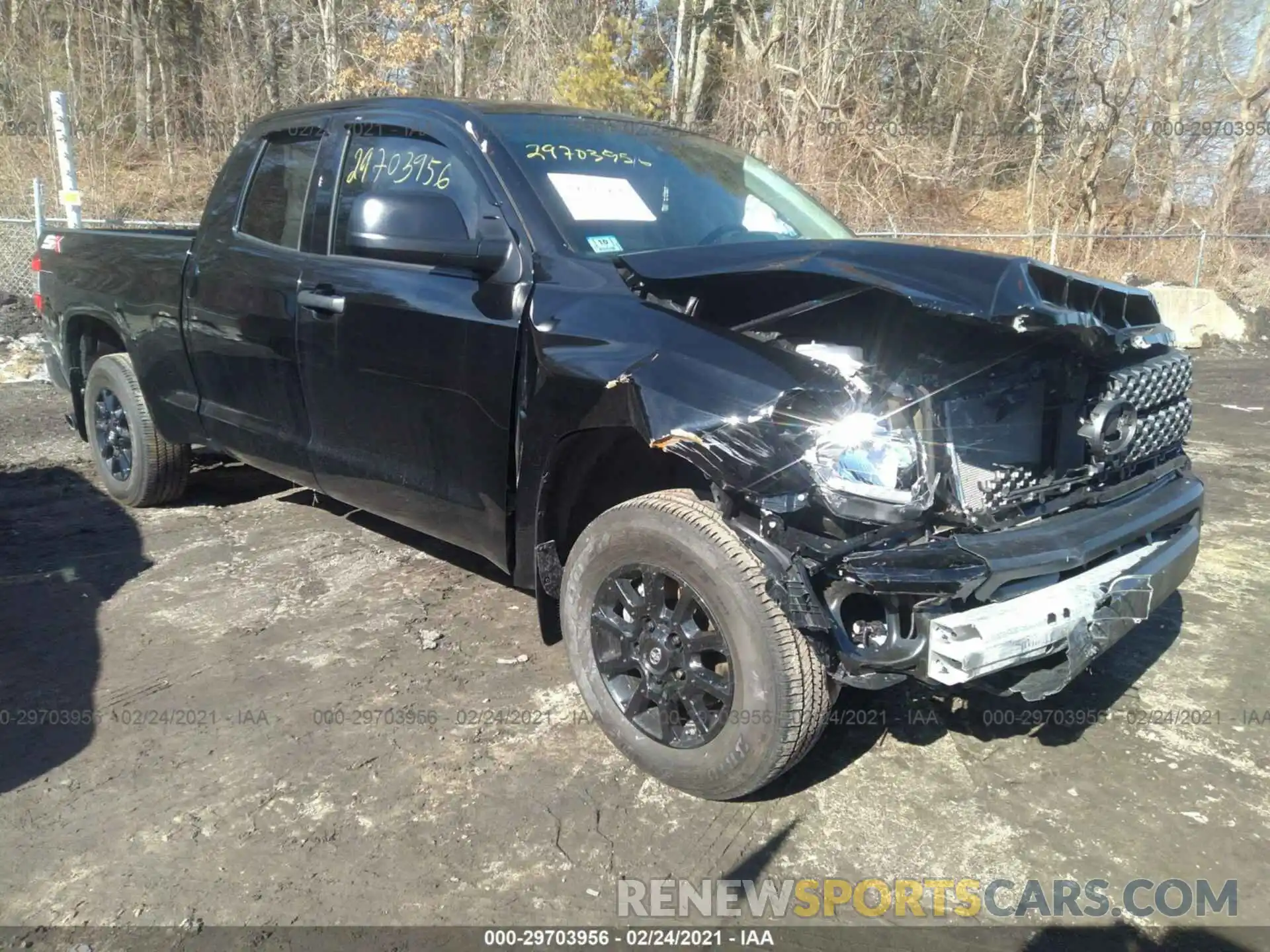 1 Photograph of a damaged car 5TFUY5F18MX961742 TOYOTA TUNDRA 4WD 2021