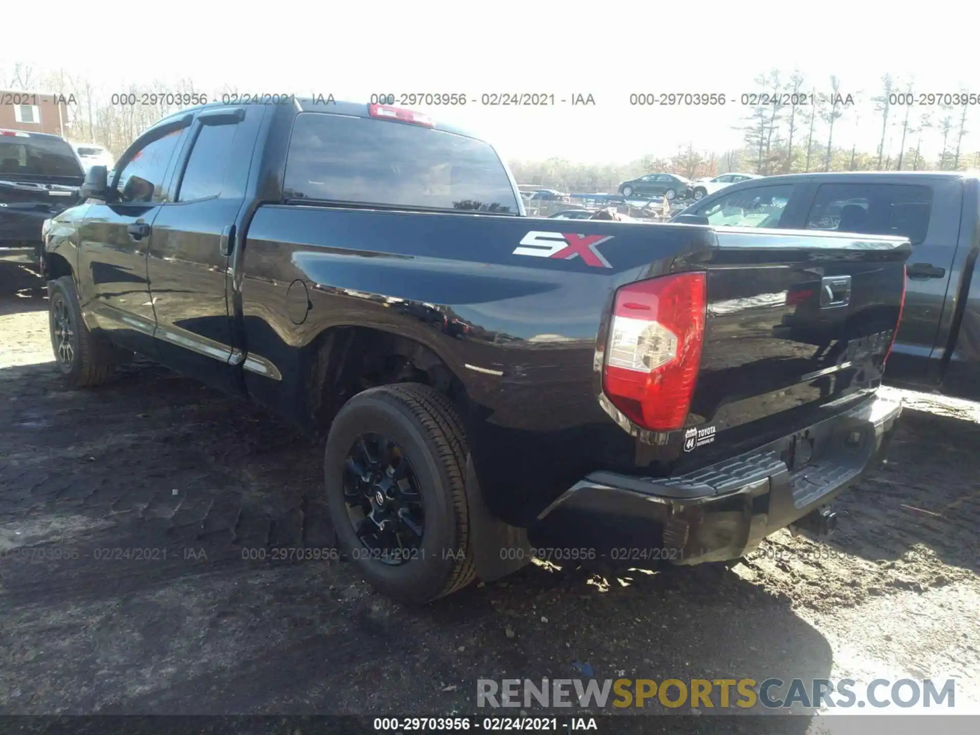 3 Photograph of a damaged car 5TFUY5F18MX961742 TOYOTA TUNDRA 4WD 2021