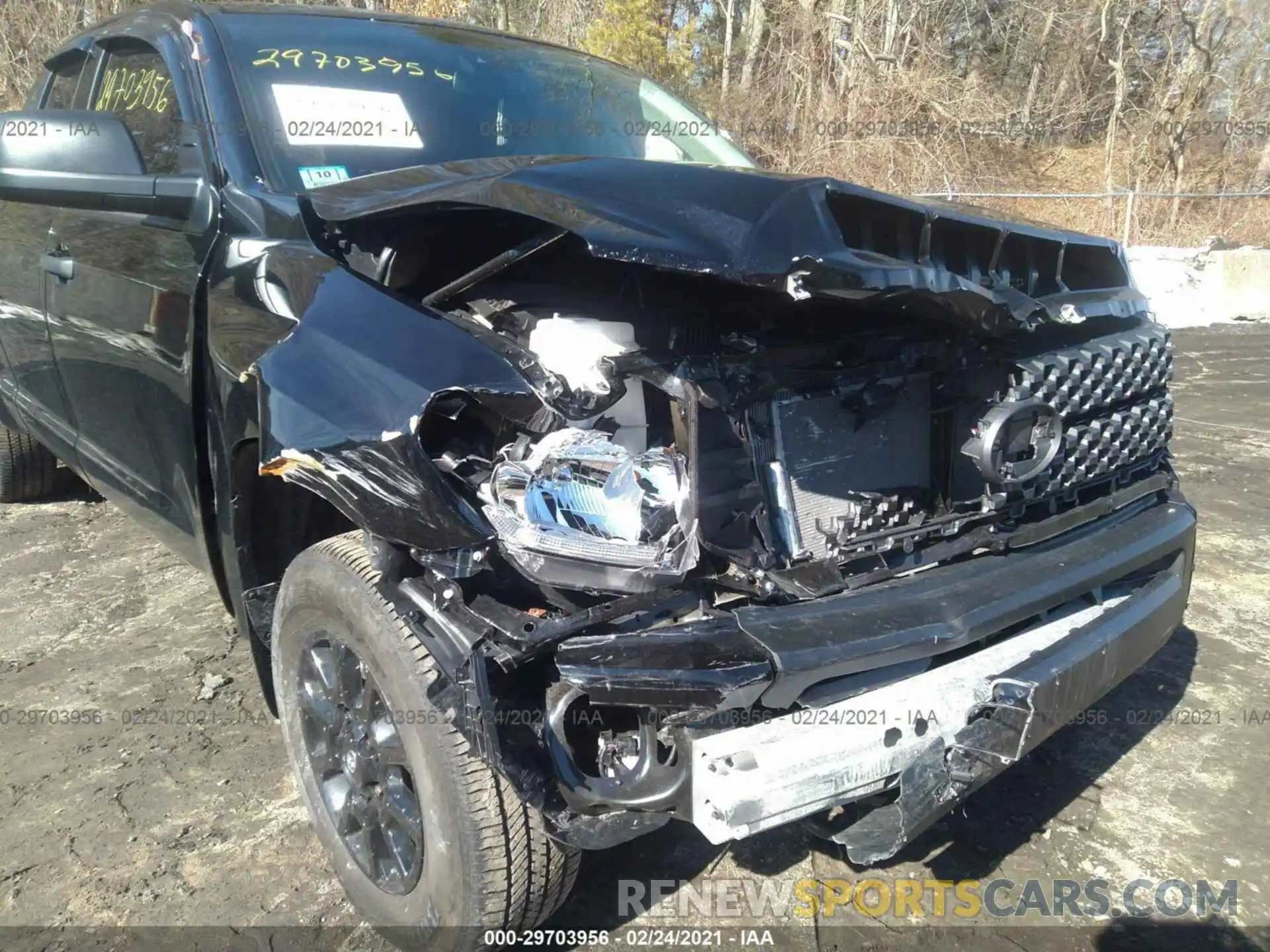 6 Photograph of a damaged car 5TFUY5F18MX961742 TOYOTA TUNDRA 4WD 2021