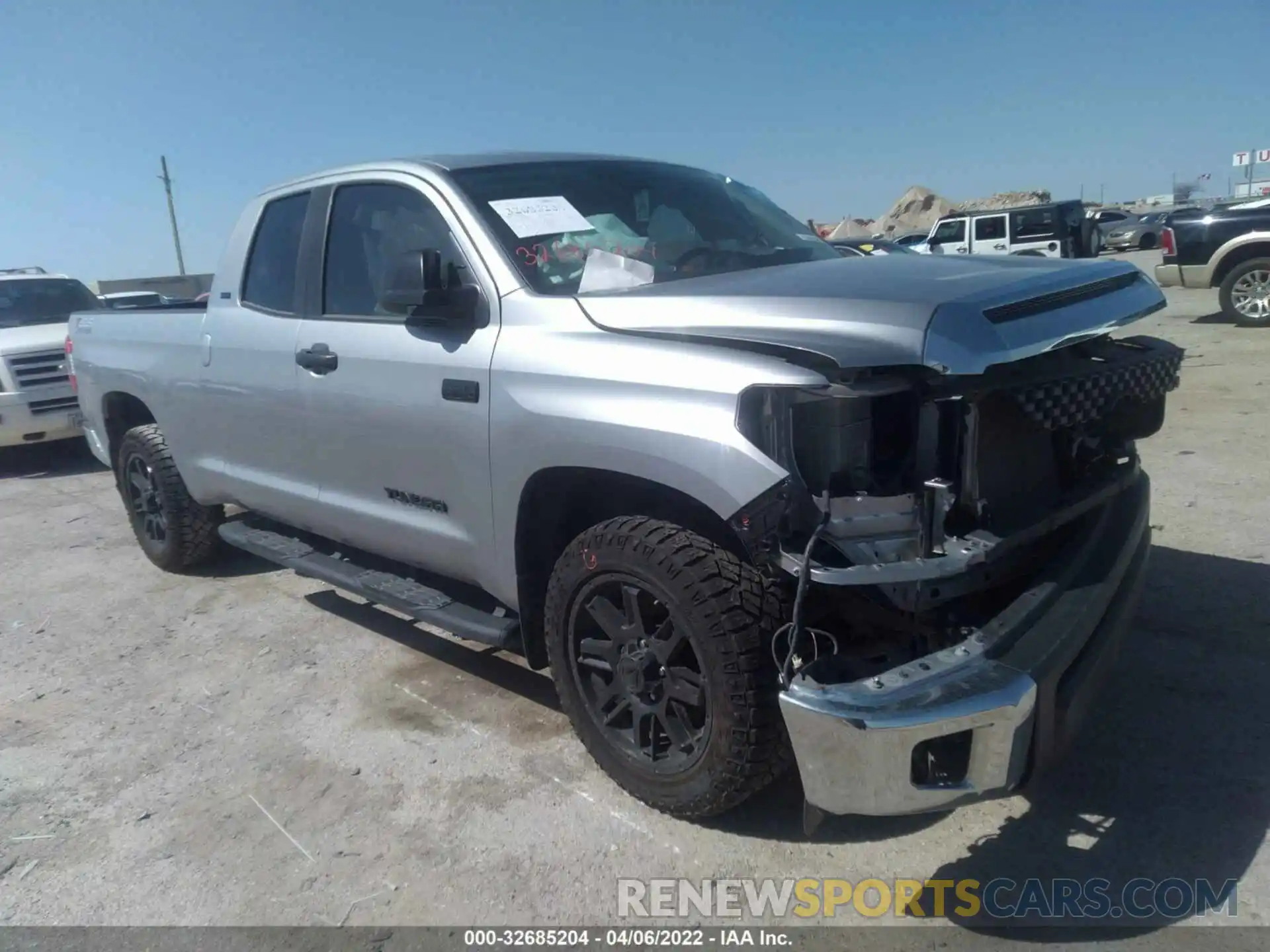 1 Фотография поврежденного автомобиля 5TFUY5F19MX958218 TOYOTA TUNDRA 4WD 2021