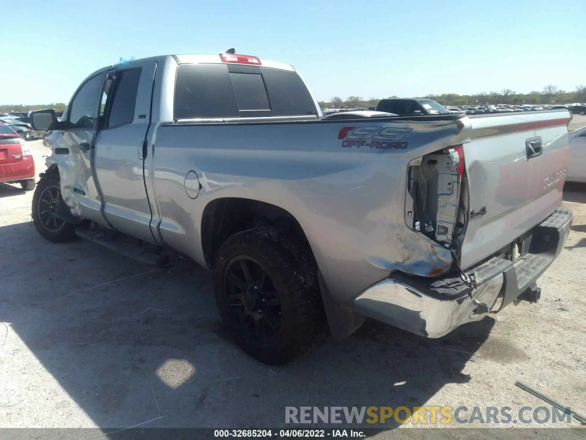 3 Photograph of a damaged car 5TFUY5F19MX958218 TOYOTA TUNDRA 4WD 2021