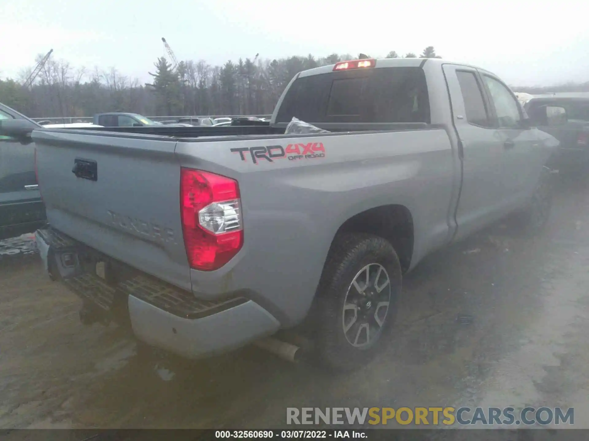 4 Photograph of a damaged car 5TFUY5F1XMX042406 TOYOTA TUNDRA 4WD 2021