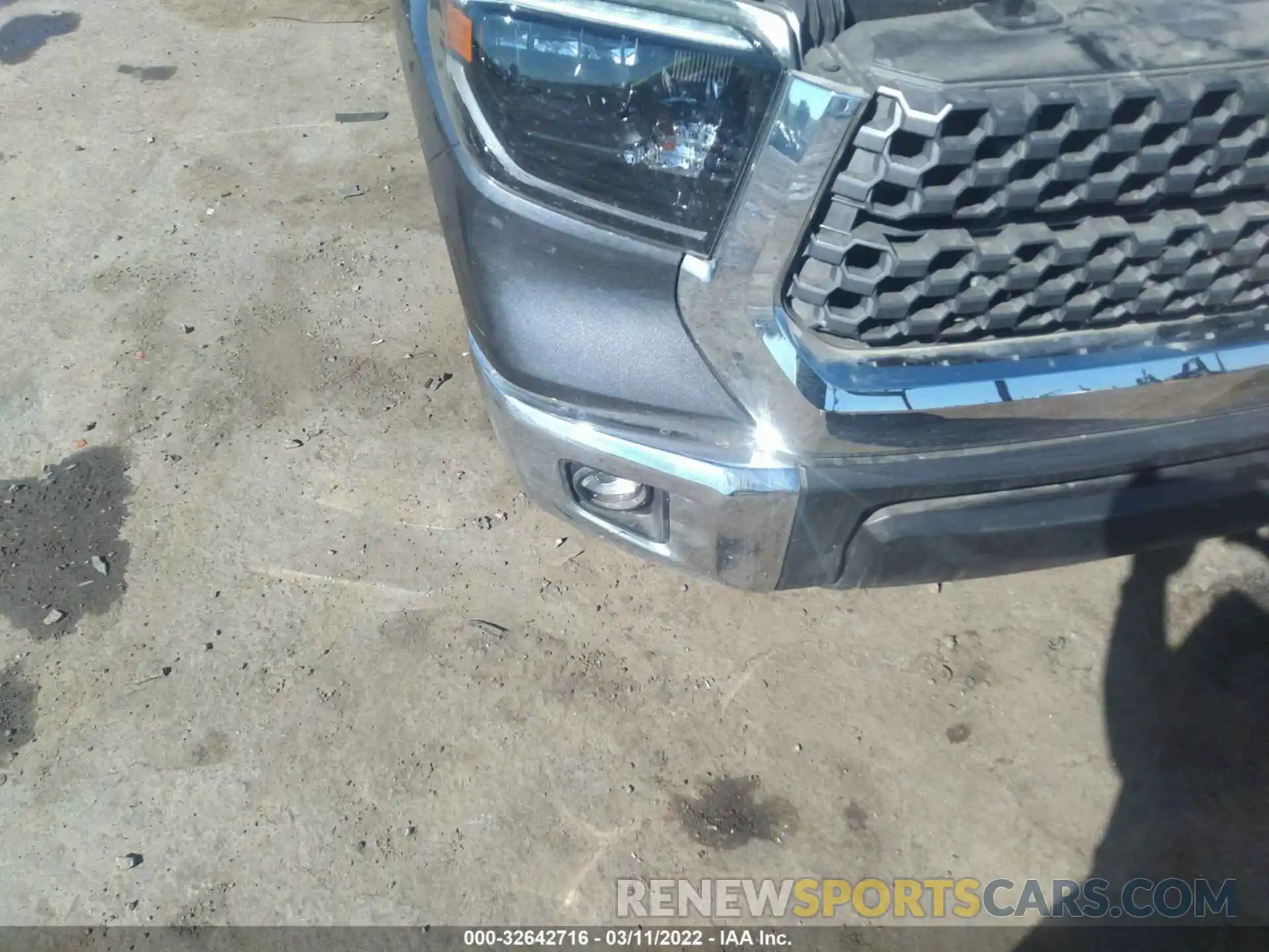 6 Photograph of a damaged car 5TFUY5F1XMX994113 TOYOTA TUNDRA 4WD 2021