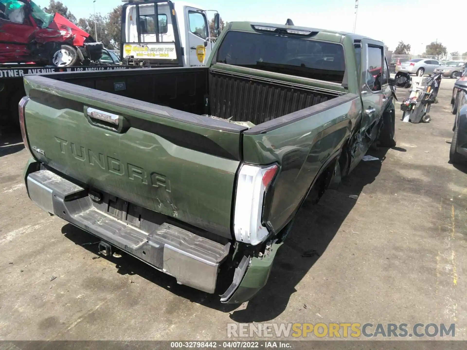 4 Photograph of a damaged car 5TFJA5EC5NX002441 TOYOTA TUNDRA 4WD 2022