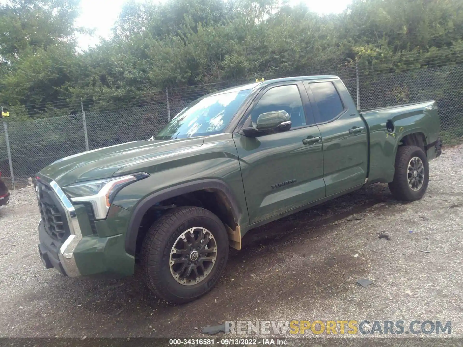 2 Фотография поврежденного автомобиля 5TFLA5DA4NX030451 TOYOTA TUNDRA 4WD 2022