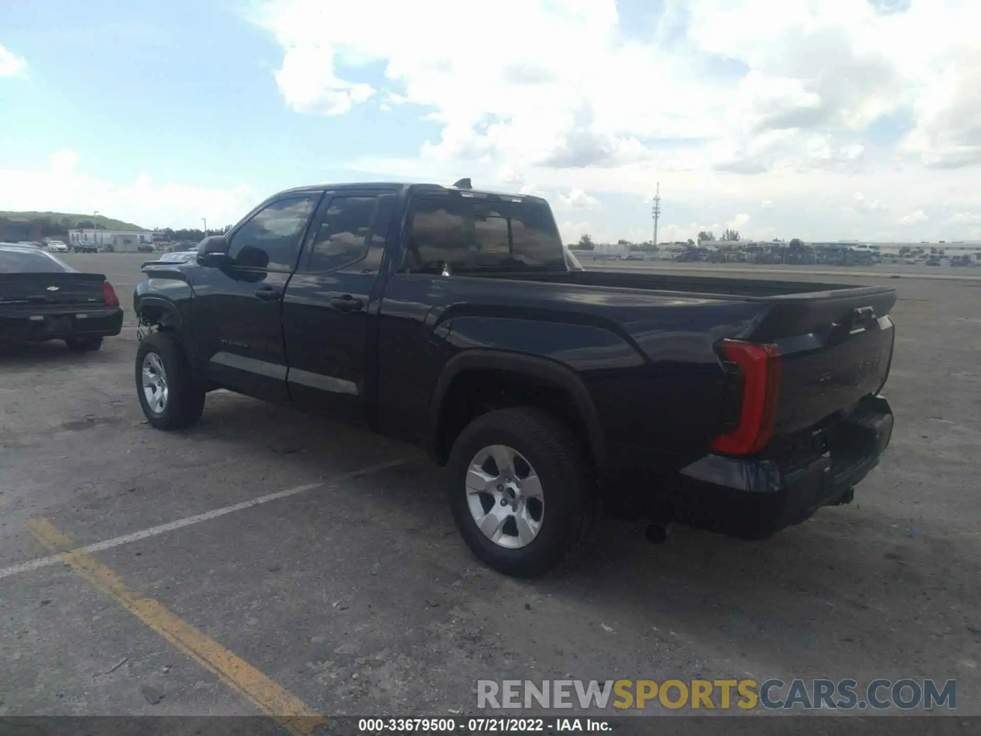 3 Photograph of a damaged car 5TFLA5DA9NX002841 TOYOTA TUNDRA 4WD 2022