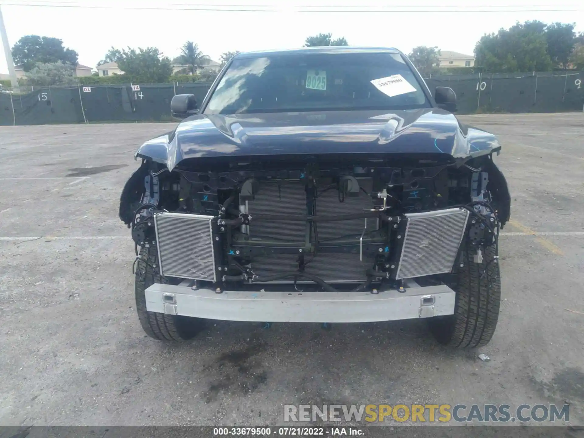 6 Photograph of a damaged car 5TFLA5DA9NX002841 TOYOTA TUNDRA 4WD 2022