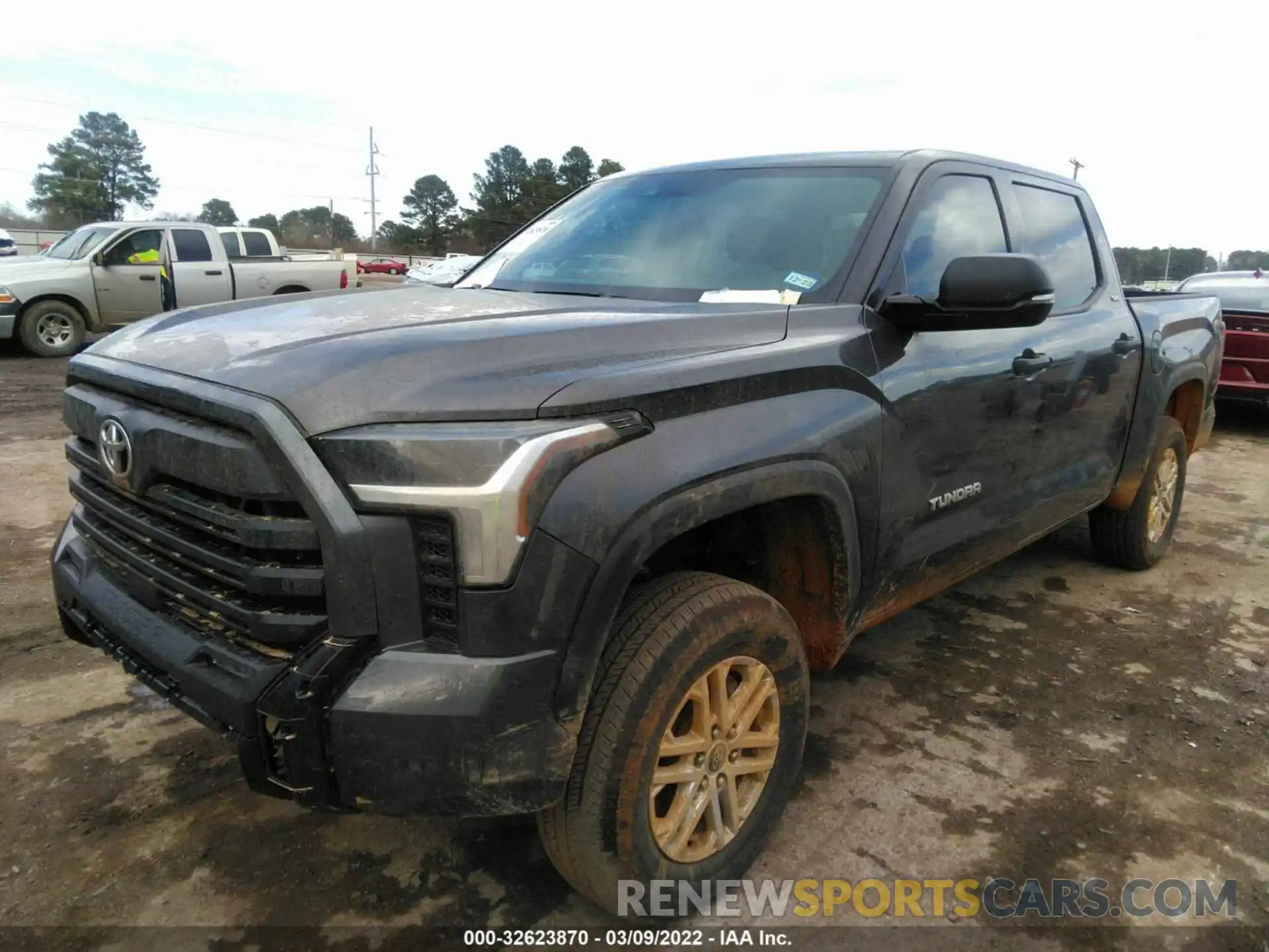 2 Photograph of a damaged car 5TFLA5DB1NX003099 TOYOTA TUNDRA 4WD 2022