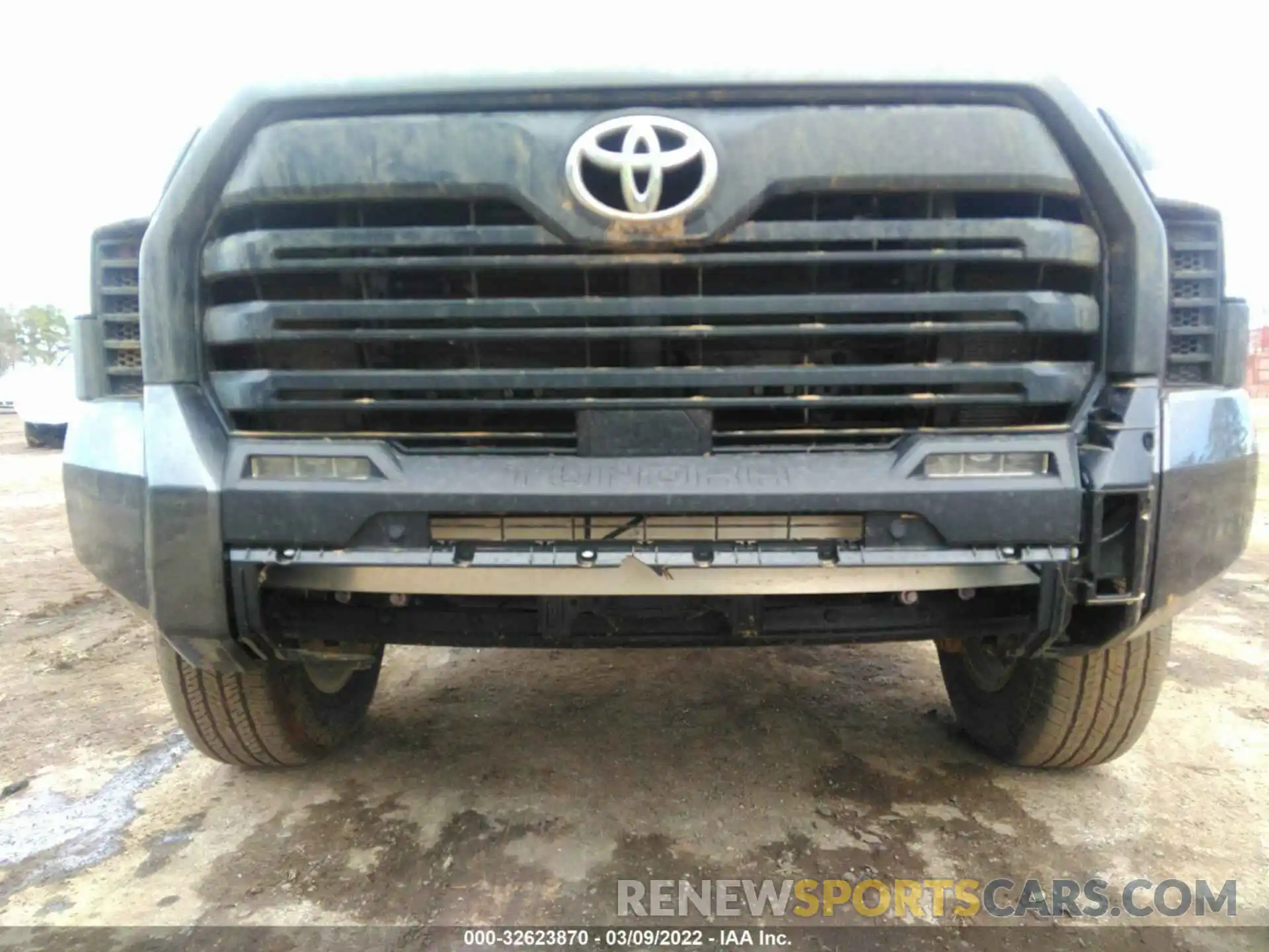 6 Photograph of a damaged car 5TFLA5DB1NX003099 TOYOTA TUNDRA 4WD 2022