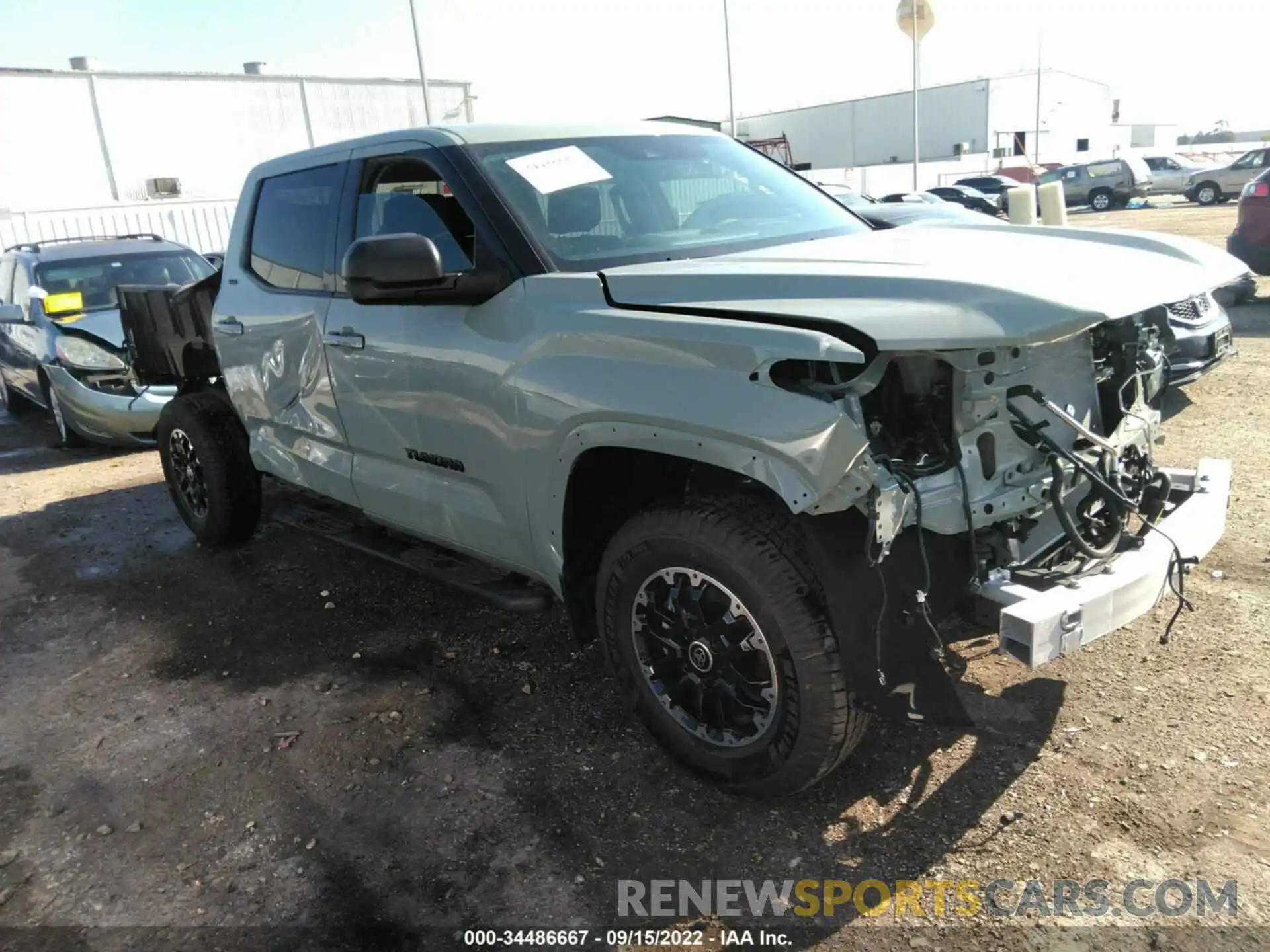 1 Photograph of a damaged car 5TFLA5DB5NX025770 TOYOTA TUNDRA 4WD 2022