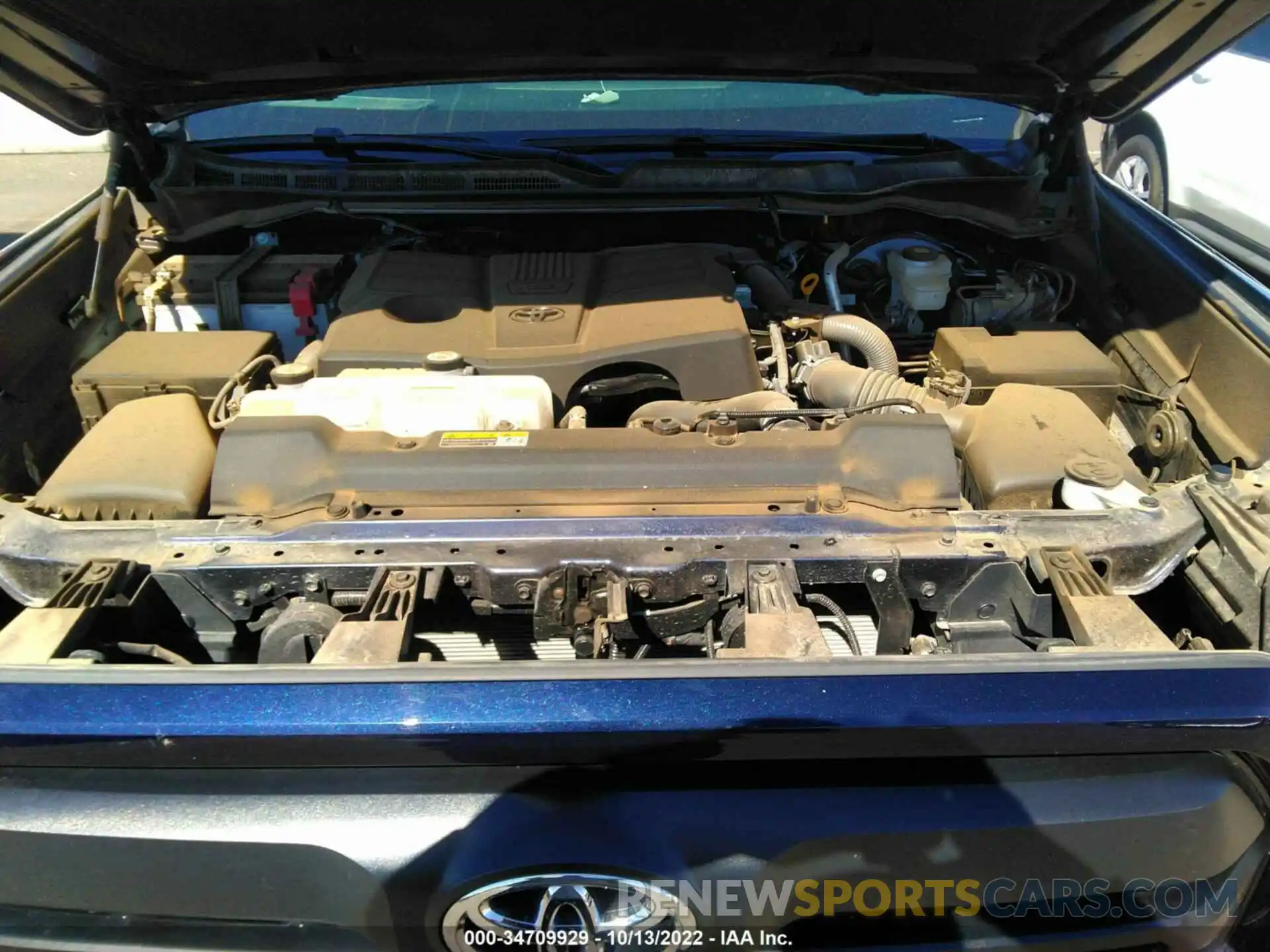 10 Photograph of a damaged car 5TFLA5DB6NX006418 TOYOTA TUNDRA 4WD 2022