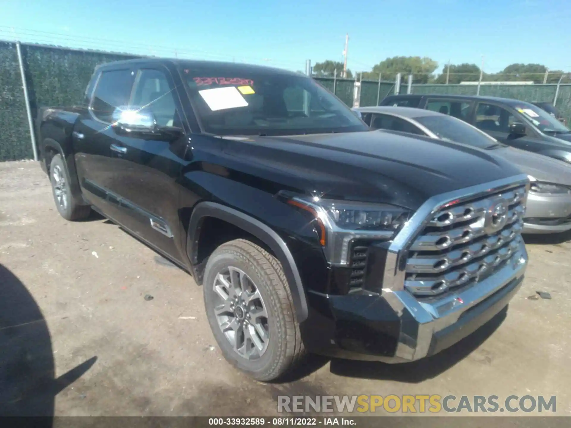 1 Photograph of a damaged car 5TFMA5DB8NX016145 TOYOTA TUNDRA 4WD 2022