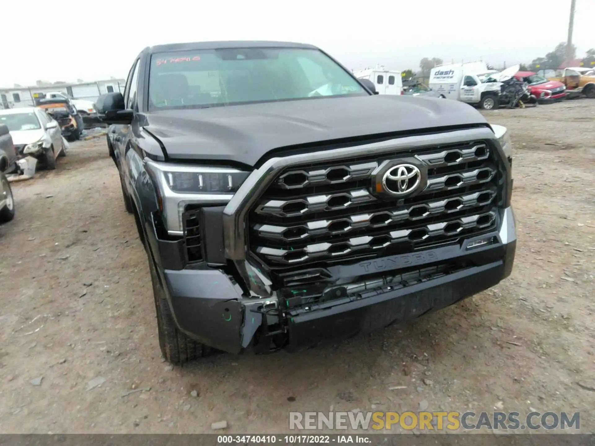 6 Photograph of a damaged car 5TFNA5DB4NX026899 TOYOTA TUNDRA 4WD 2022