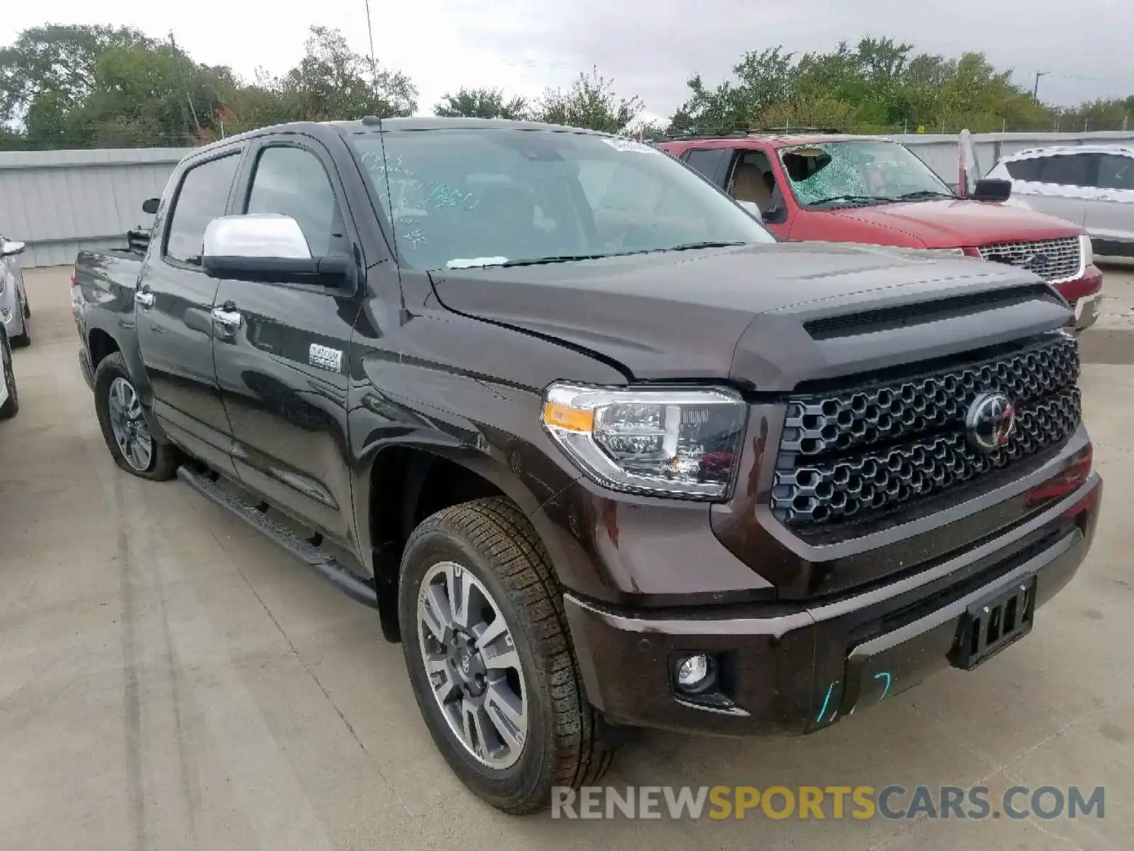 1 Photograph of a damaged car 5TFAY5F12KX865640 TOYOTA TUNDRA CRE 2019