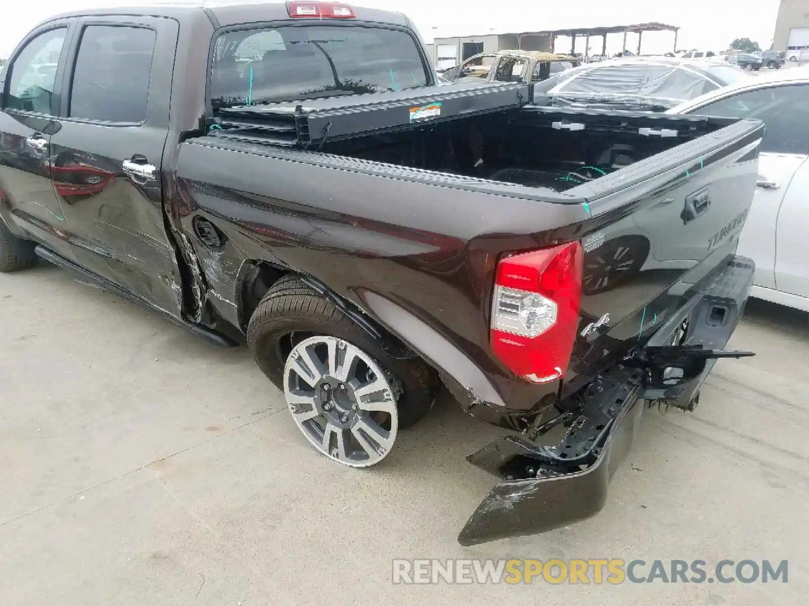 9 Photograph of a damaged car 5TFAY5F12KX865640 TOYOTA TUNDRA CRE 2019