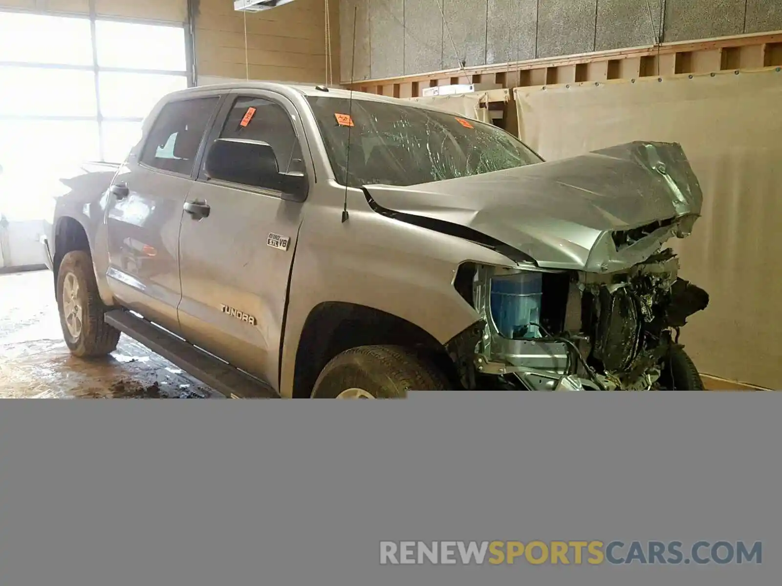 1 Photograph of a damaged car 5TFDW5F10KX795297 TOYOTA TUNDRA CRE 2019