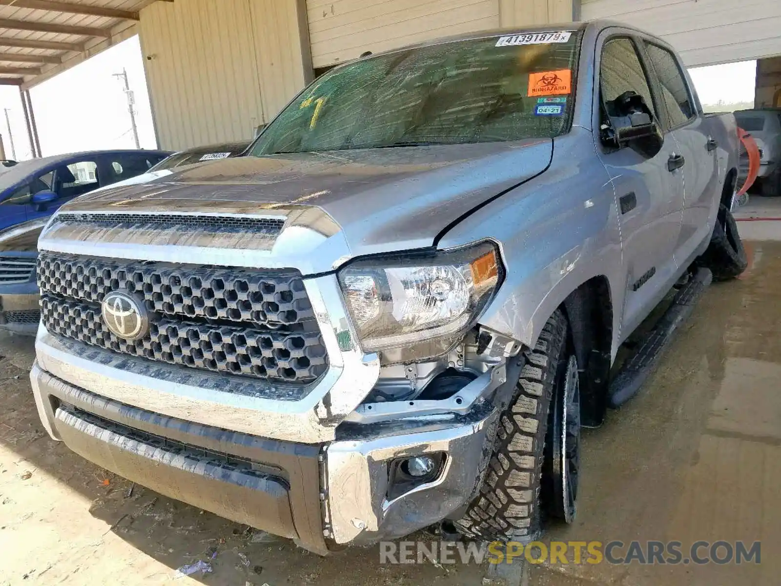 2 Photograph of a damaged car 5TFDW5F12KX843768 TOYOTA TUNDRA CRE 2019